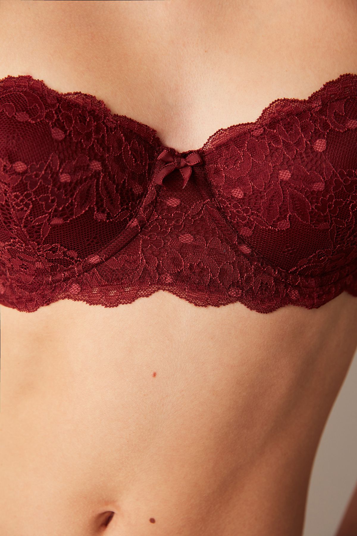 Penti-Sutien de ridicare din Dantela Burgundy Bloom 3