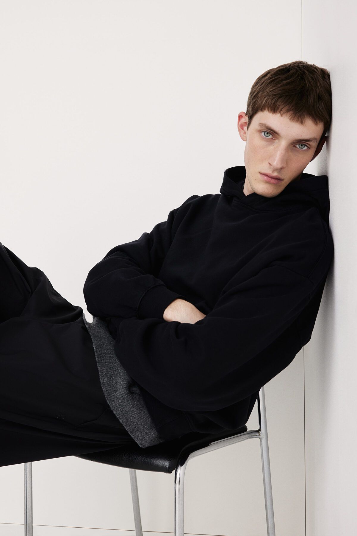 سویشرت مشکی مردانه بالا اورجینال H M H&M