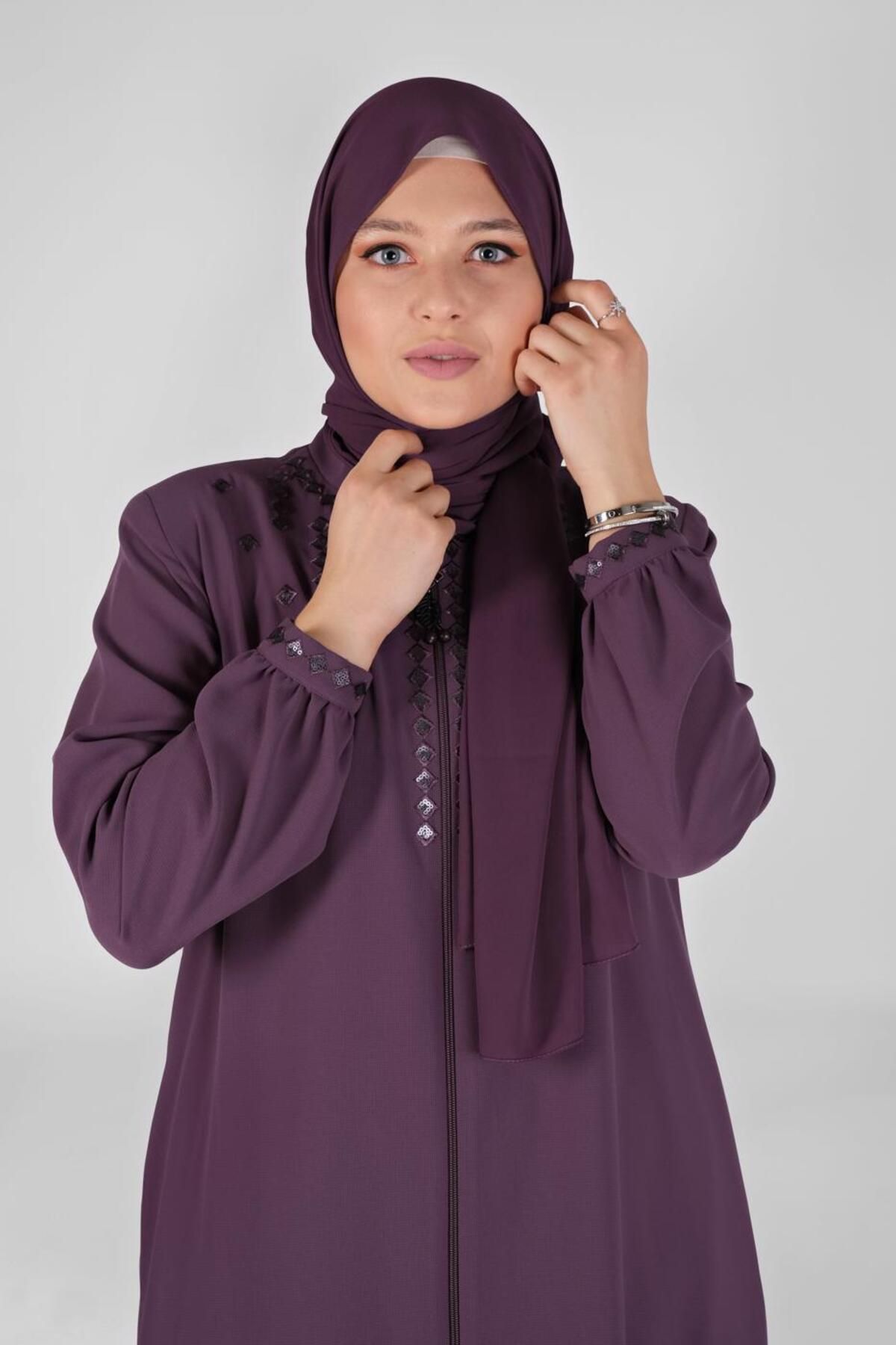 روکش زیپی دوزی شده 10355 Alvina