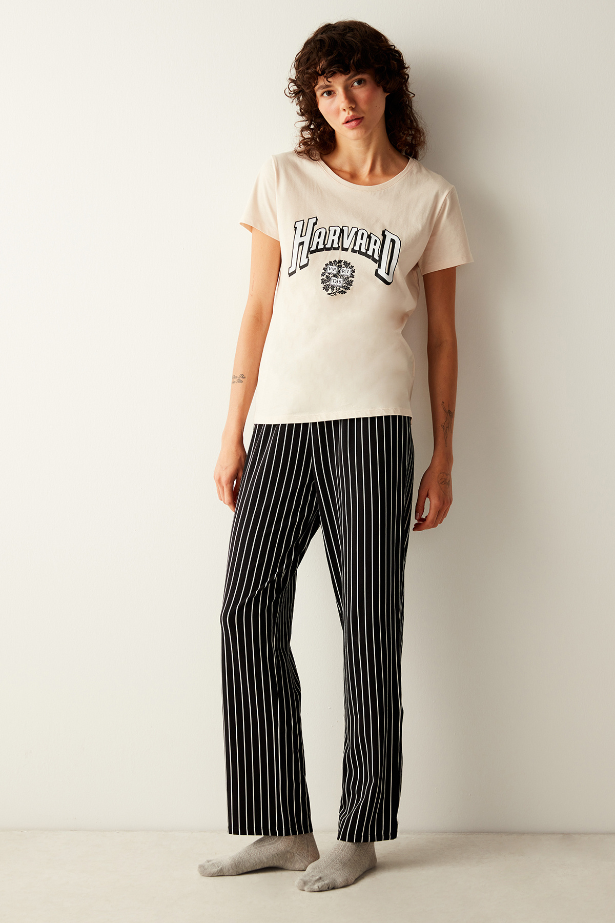 Harvard Slogan Printed Pajamas Set