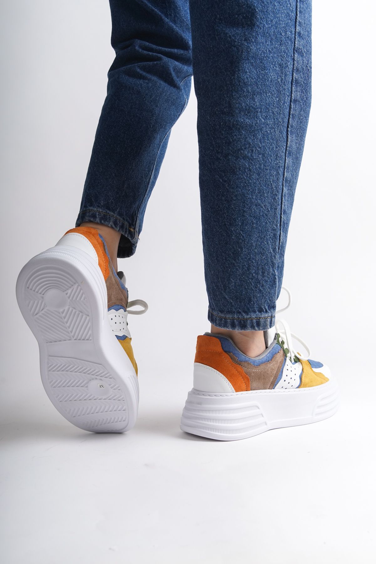 اسنیکر سفید زنانه کفش ورزشی اورجینال Capone Outfitters