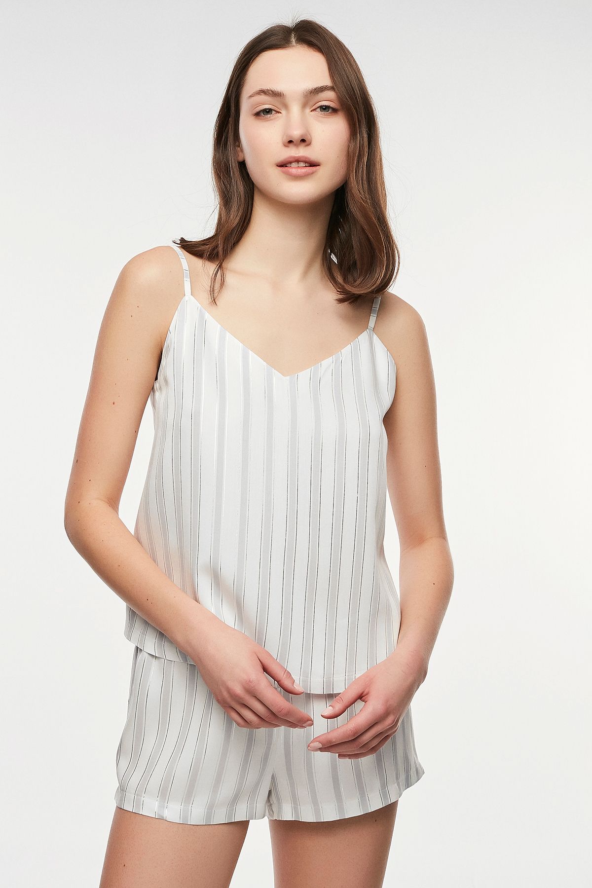 complete the look image