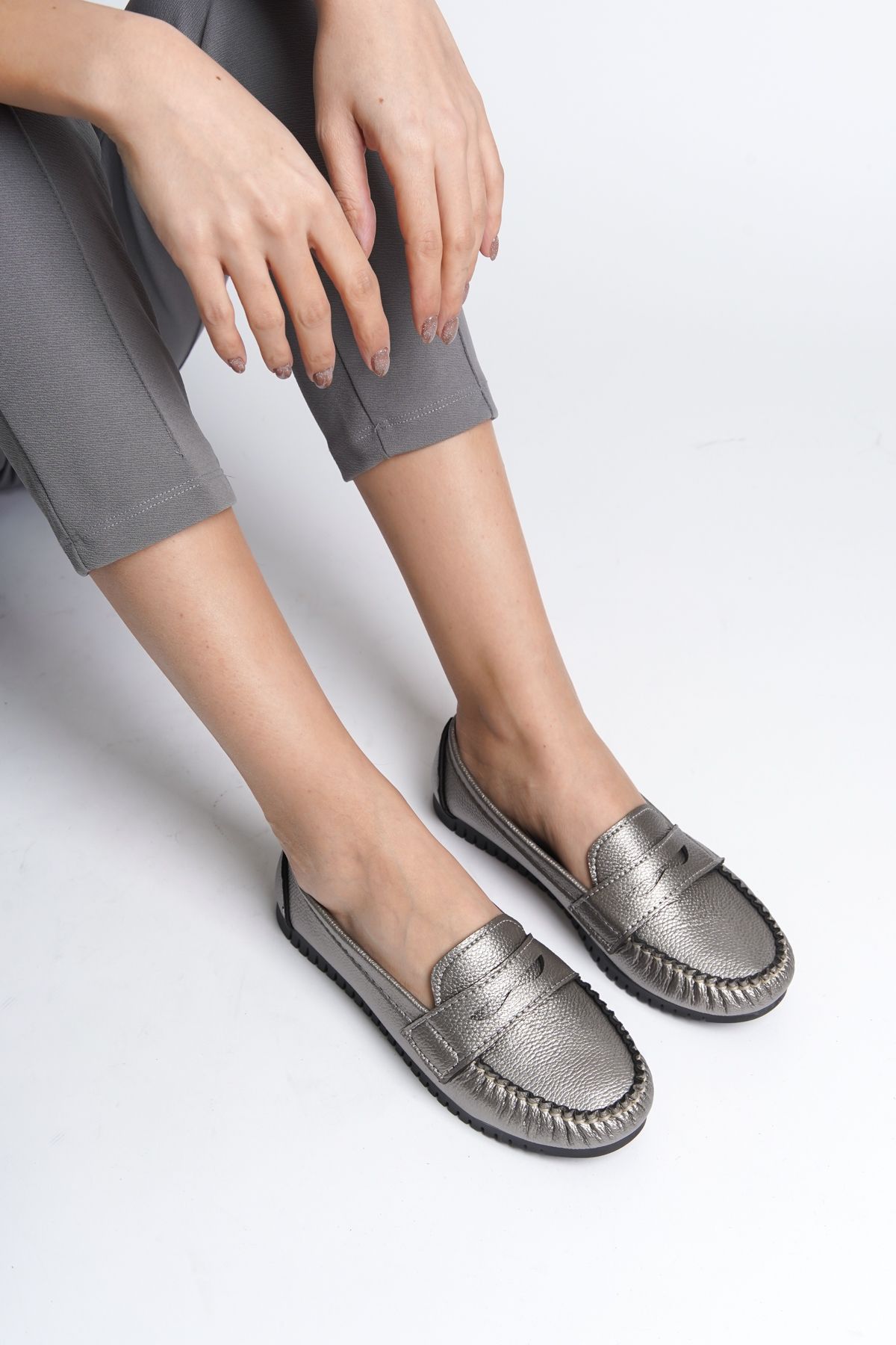 لوفر نقرهای زنانه لوبری اورجینال Capone Outfitters