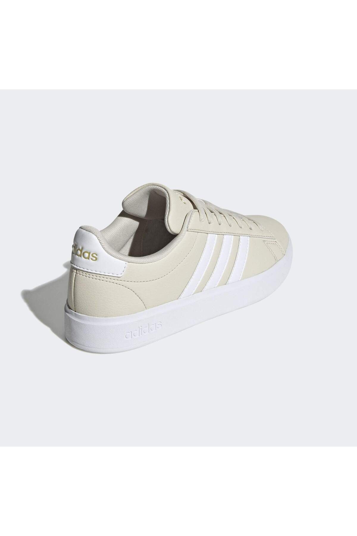 اسنیکر سفید زنانه دادگاه بزرگ CloudFoam Courtyle Court Comfort adidas