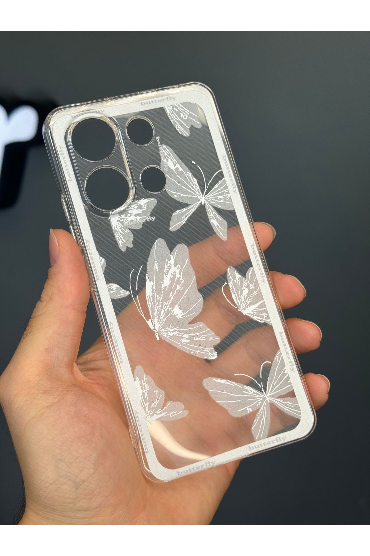 xaiomi redmi note 13 pro 4g caméra de surveillance de la caméra papillon transparent avec un motif de silicone souple