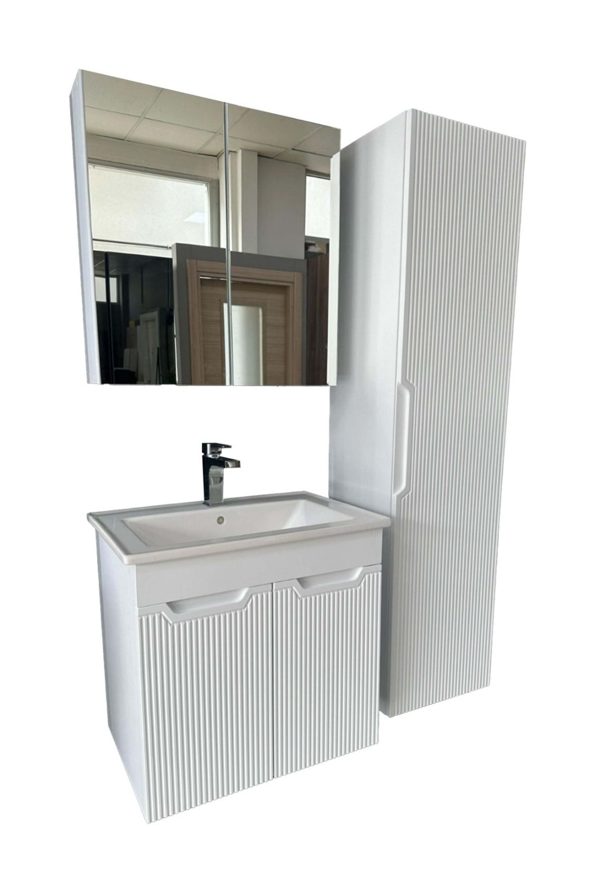 noce BANYO DOLABI AYNALI CNC İŞLEMELİ MEMBRAN KAPAKLI 65 cm