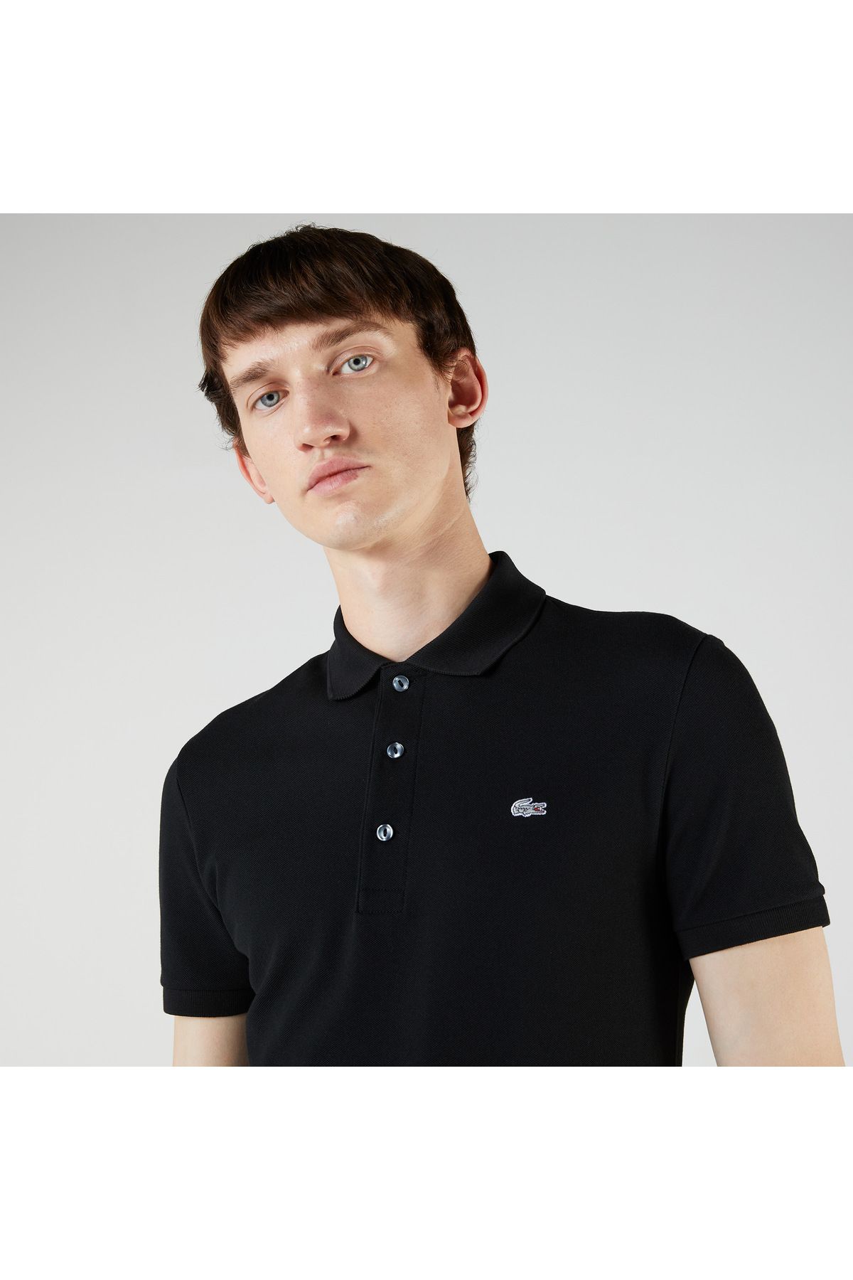 تی شرت یقه پولو مردانه چوگان سیاه و سفید باریک Lacoste