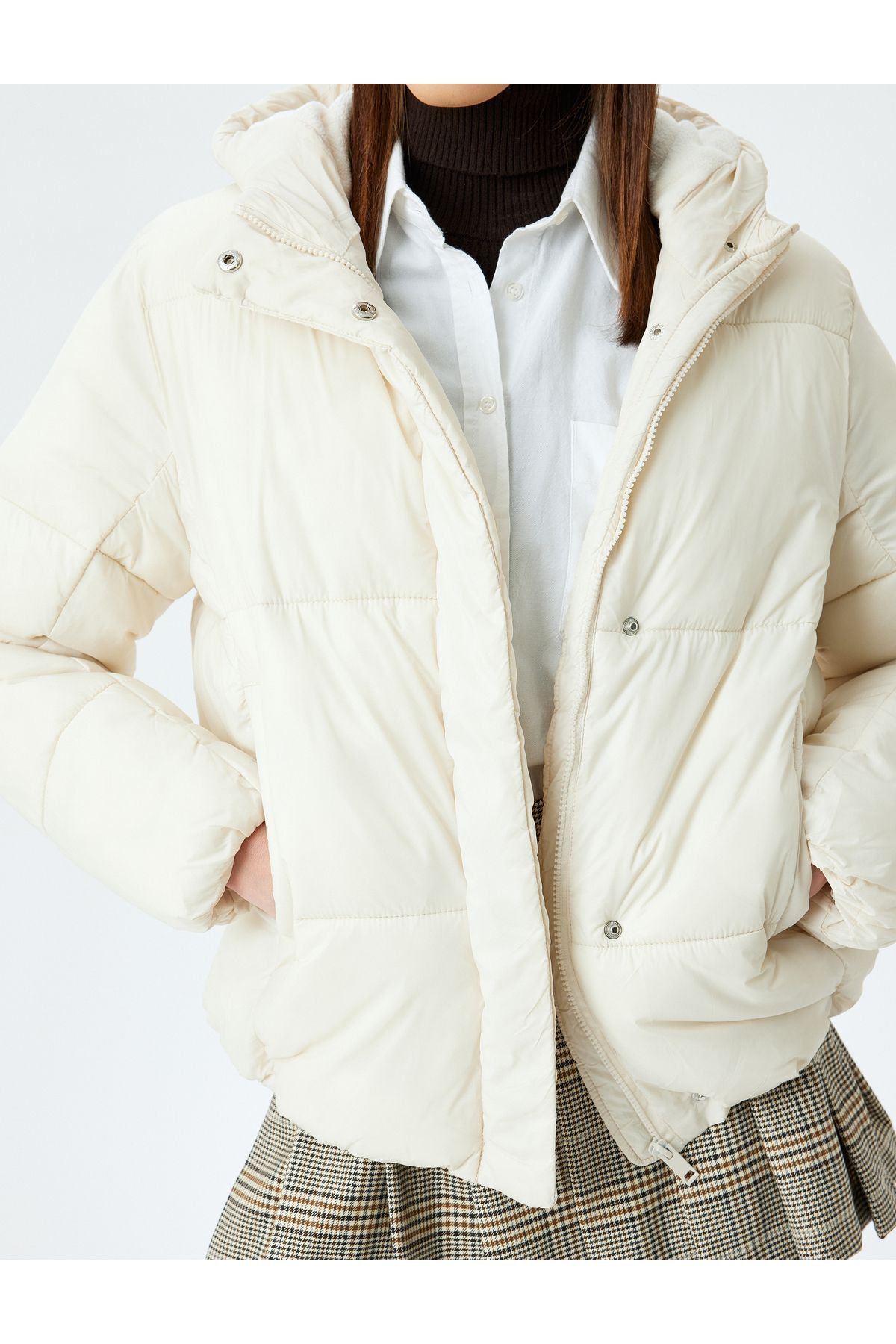 Koton-Hooded Puffer Jacket with Zipper and Pocket Detail and Snap Buttons 6