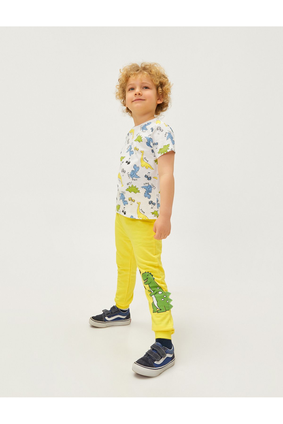 شلوار گرمکن زرد مردانه Jogger Sweatcants Dinosaur Printed Applique Detail Tie Dieist Koton