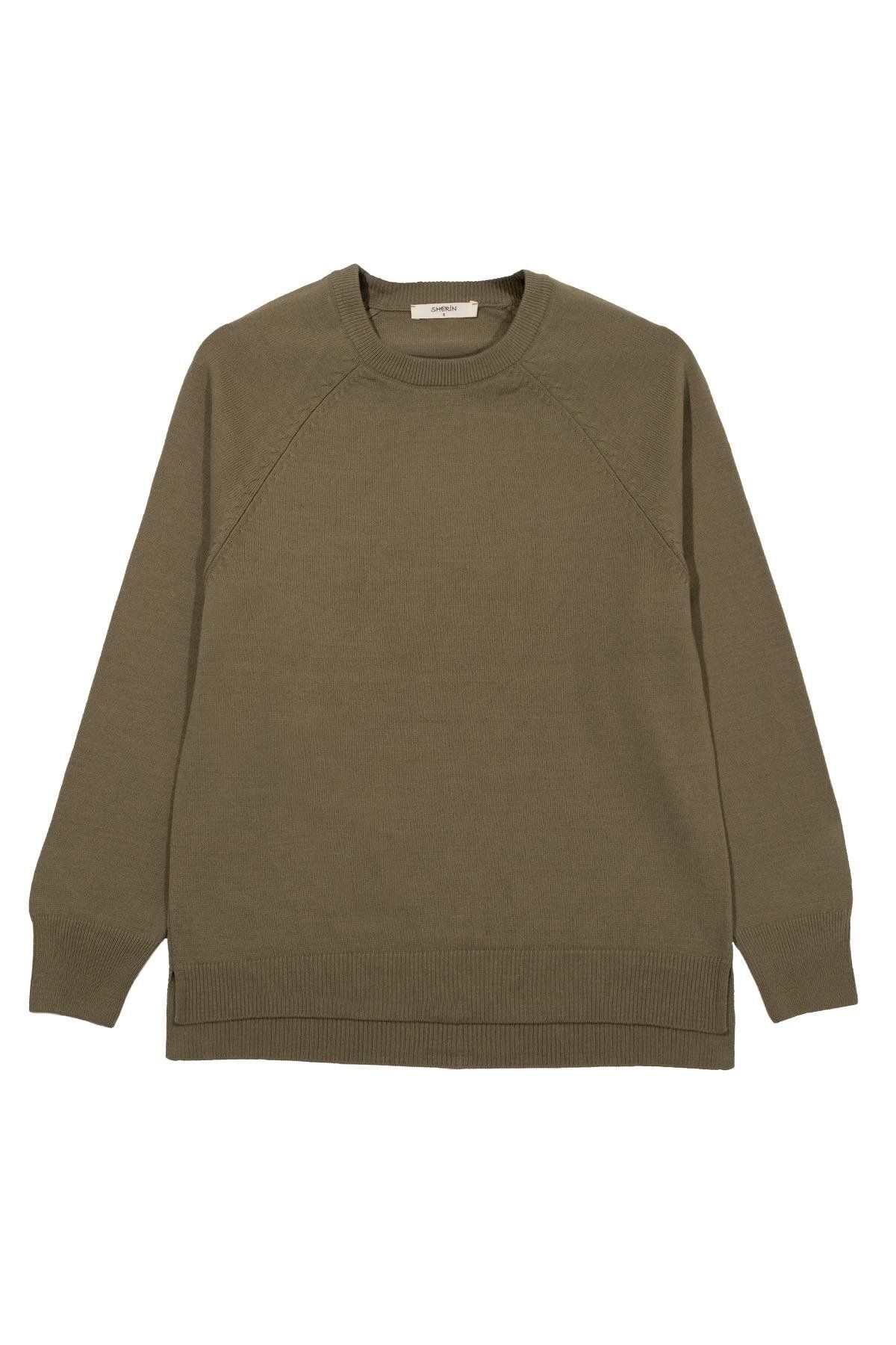 SHERIN-Light Green Crew Neck Sweater 1