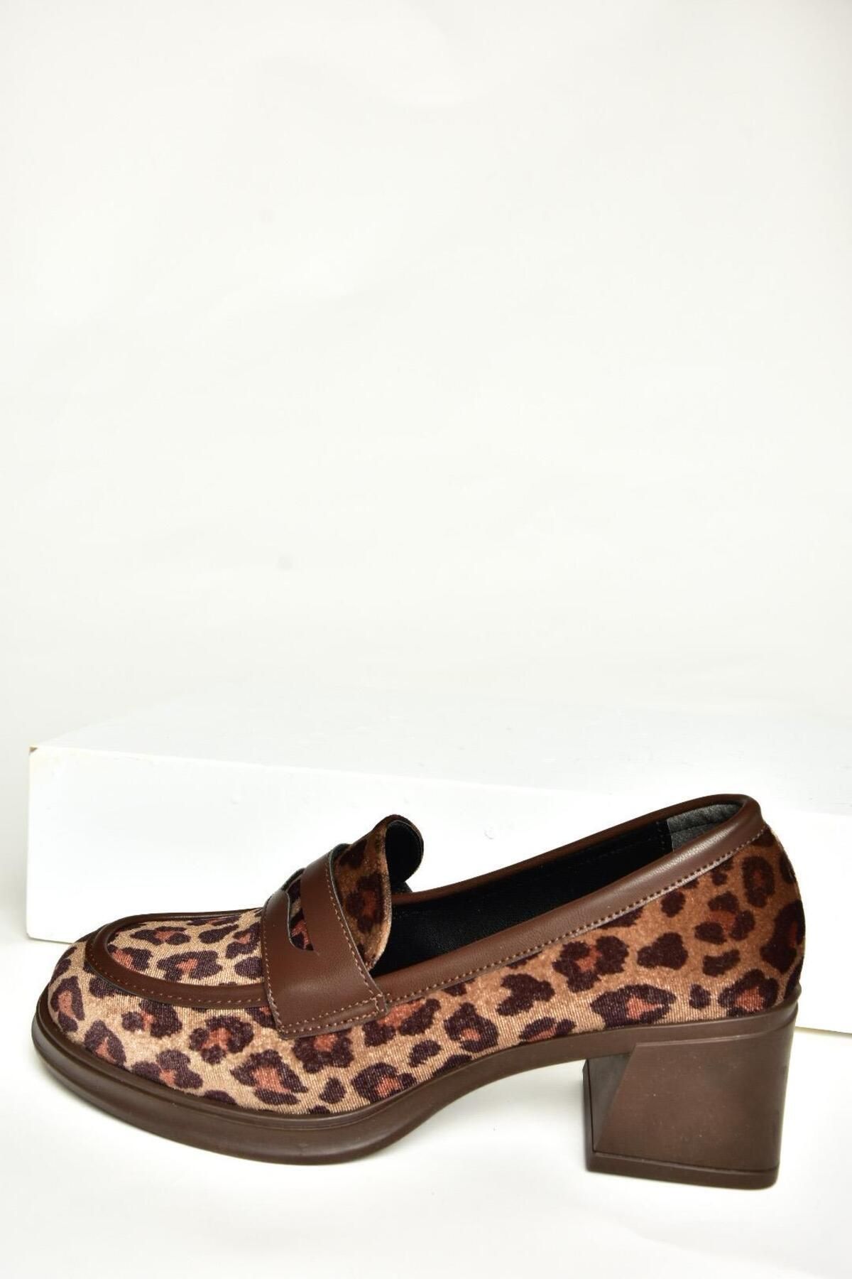 Fox Shoes-تي 820145302   حذاء نسائي بكعب سميك من جلد الغزال البني/الفهد 6