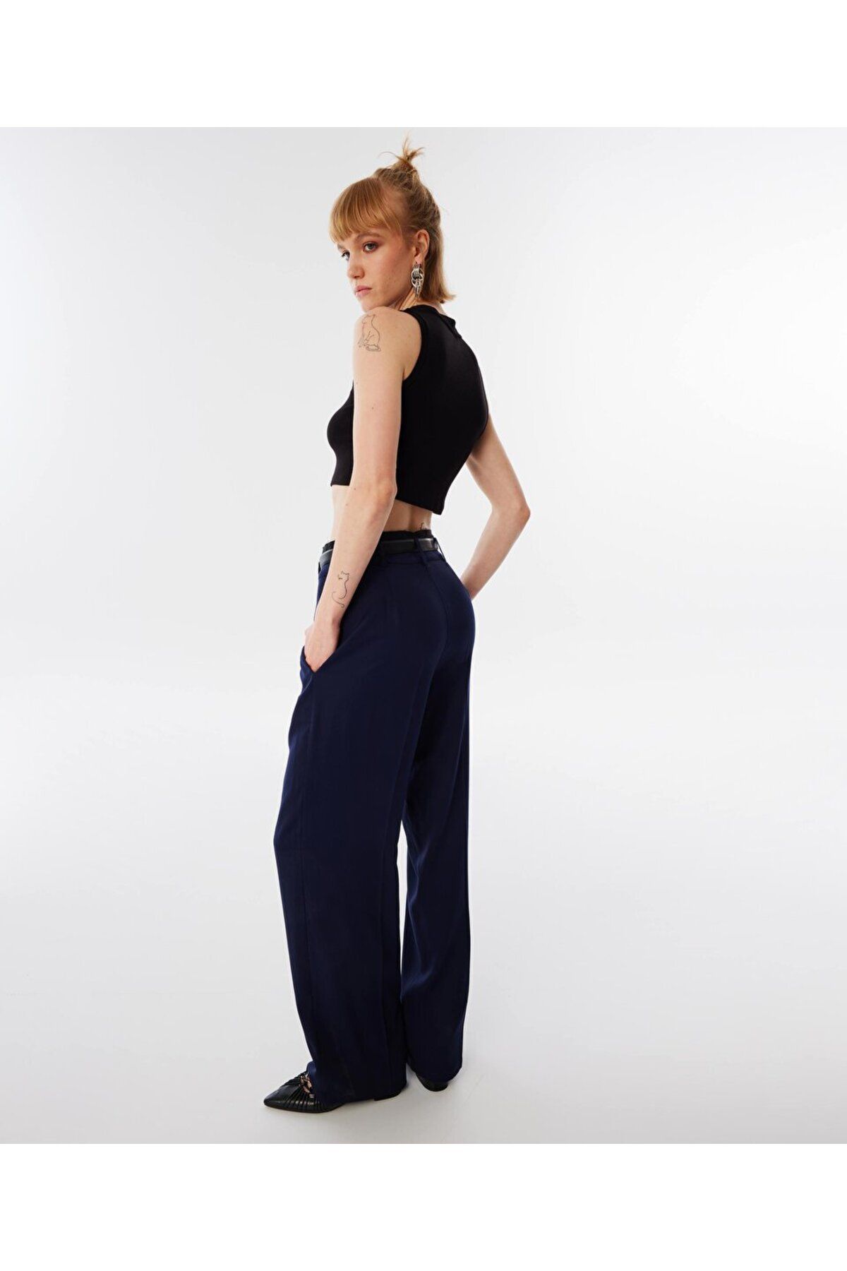 Twist-Mix Fabric Belted Trousers 2