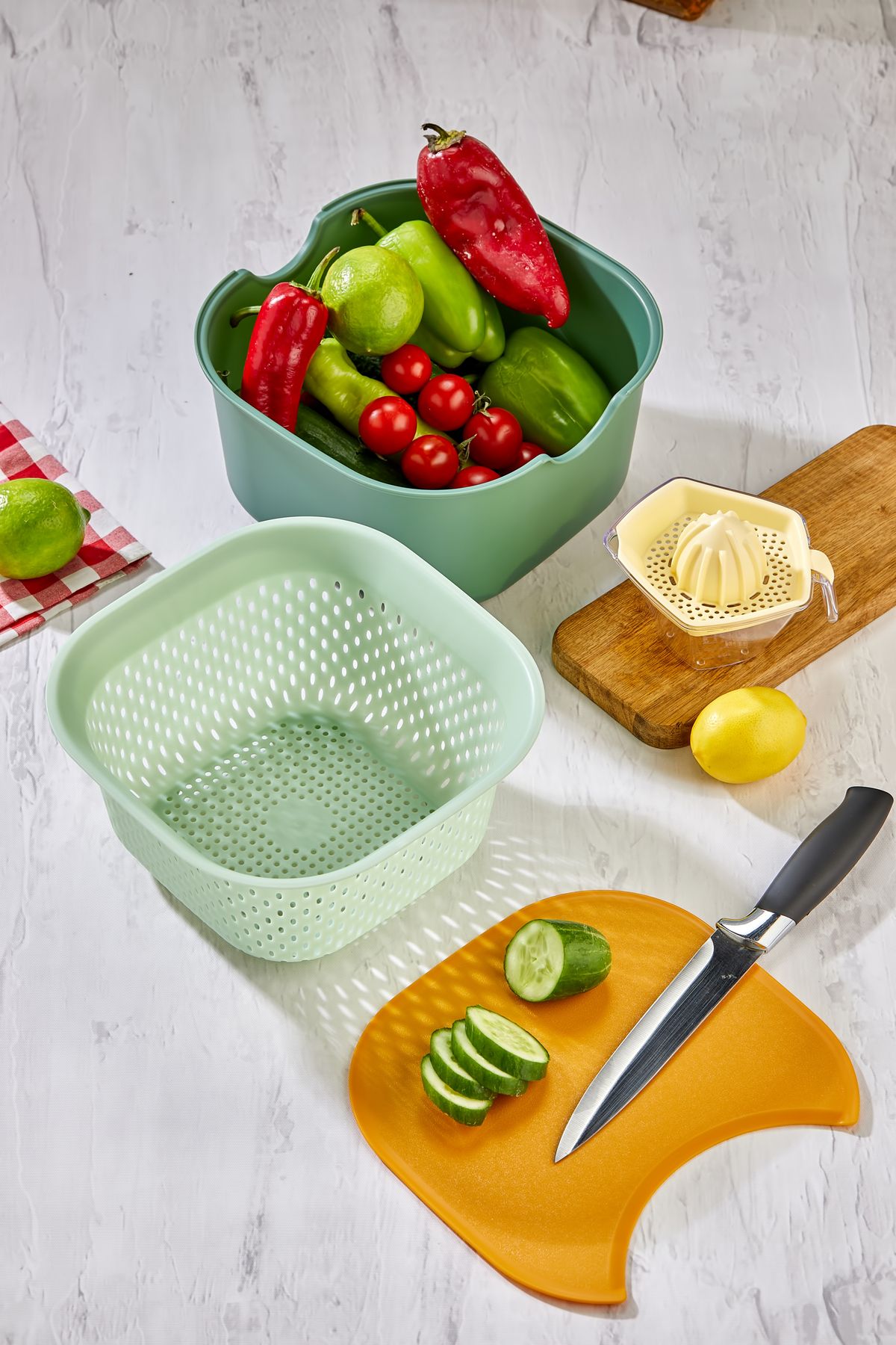 EMBazaar-Master 5 Piece Preparation Set - Multi-Purpose Mixing Bowl, Strainer and Cutting Board 8