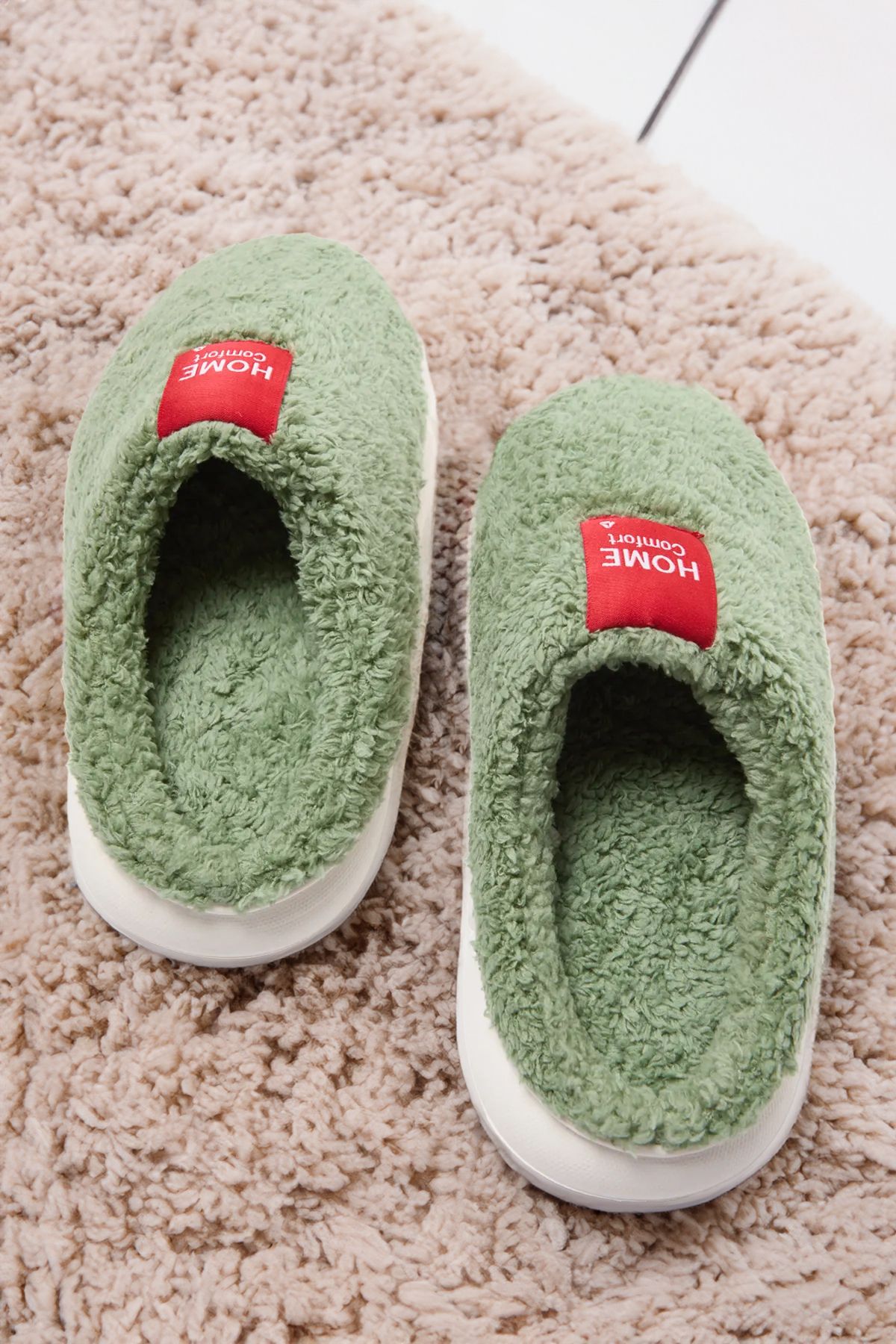 TRENDYOL SHOES Zielone Pluszowe Tkane Etykiety Szczegółowe Damskie Kapcie Domowe Takaw25er00012 Kobieta - 39