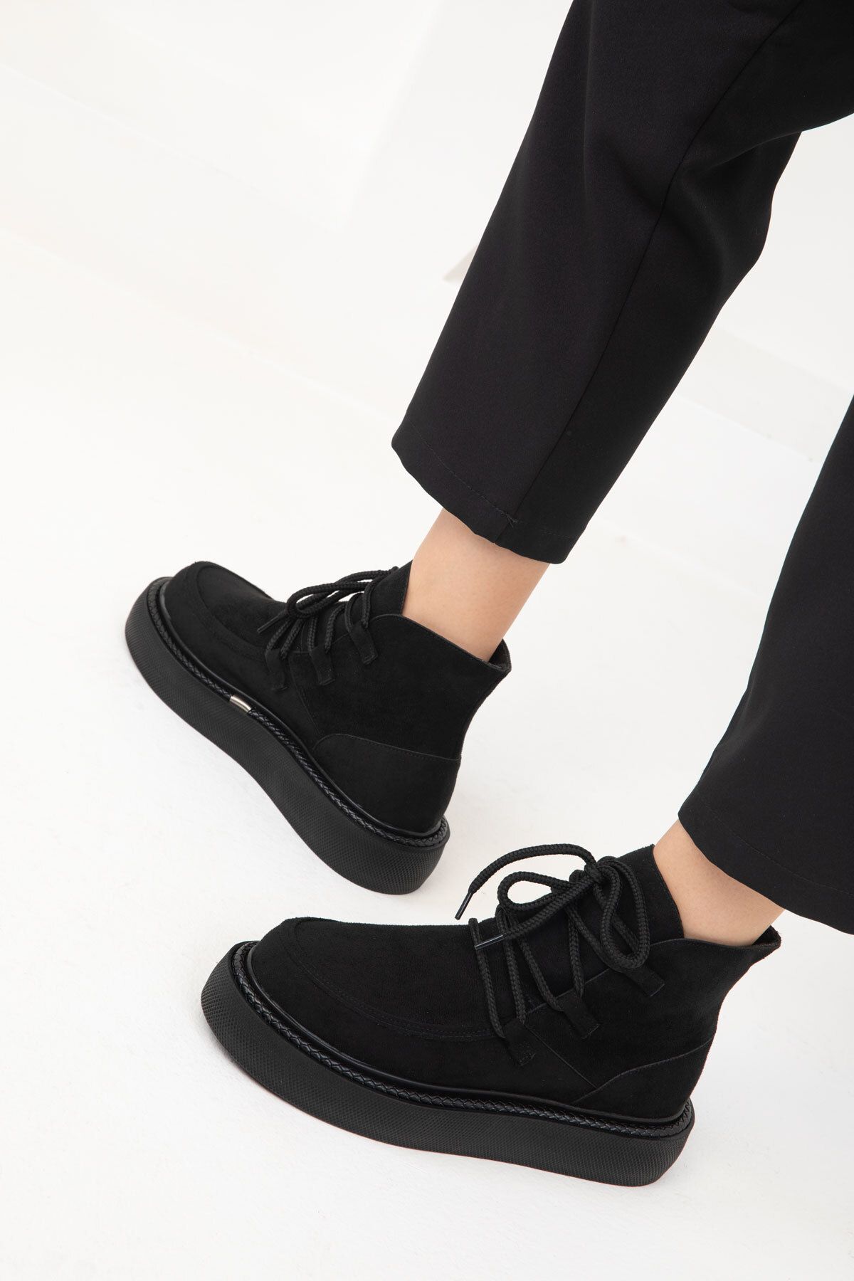 SOHO-Μαύρα σουέντ γυναικείες μπότες - 19927 Model Bootie 5