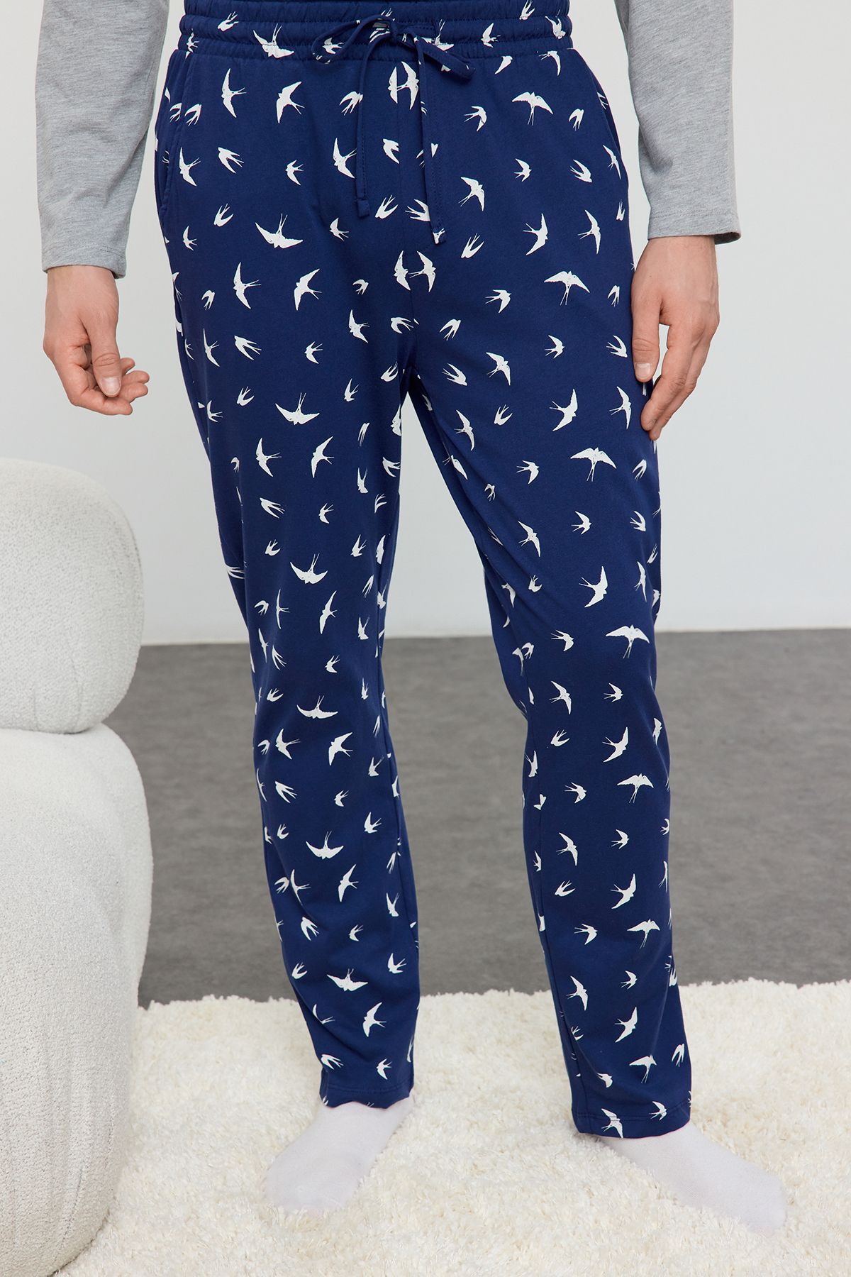 Trendyol Collection-Σετ ανδρικές πλεκτές πιτζάμες με πάνελ σε κανονική εφαρμογή σε μπλε ναυτικό χρώμα - Tmnaw25pt00039 5