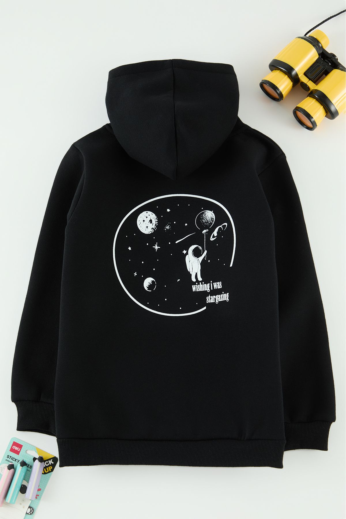 TRENDYOLKIDS-Schwarzes Mini-Sweatshirt mit Rückendruck für Jungen – TKDAW25SW00074 3