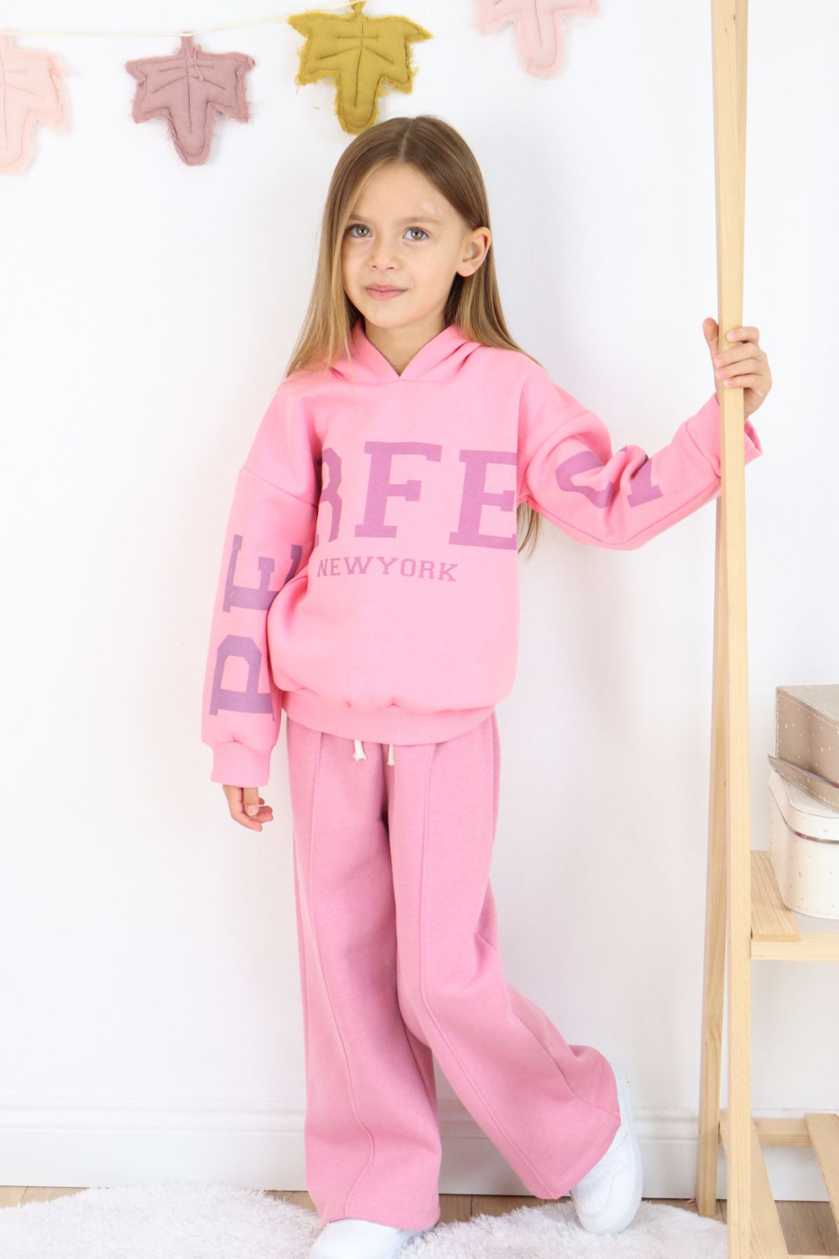 Harika KIDS-Set de trening pentru fete Raster cu picior spaniol 7