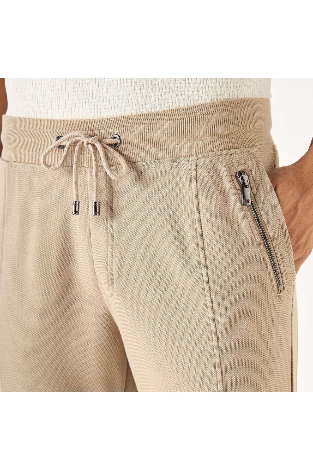 Iconic-Textured Joggers with Drawstring Closure and Pockets 4