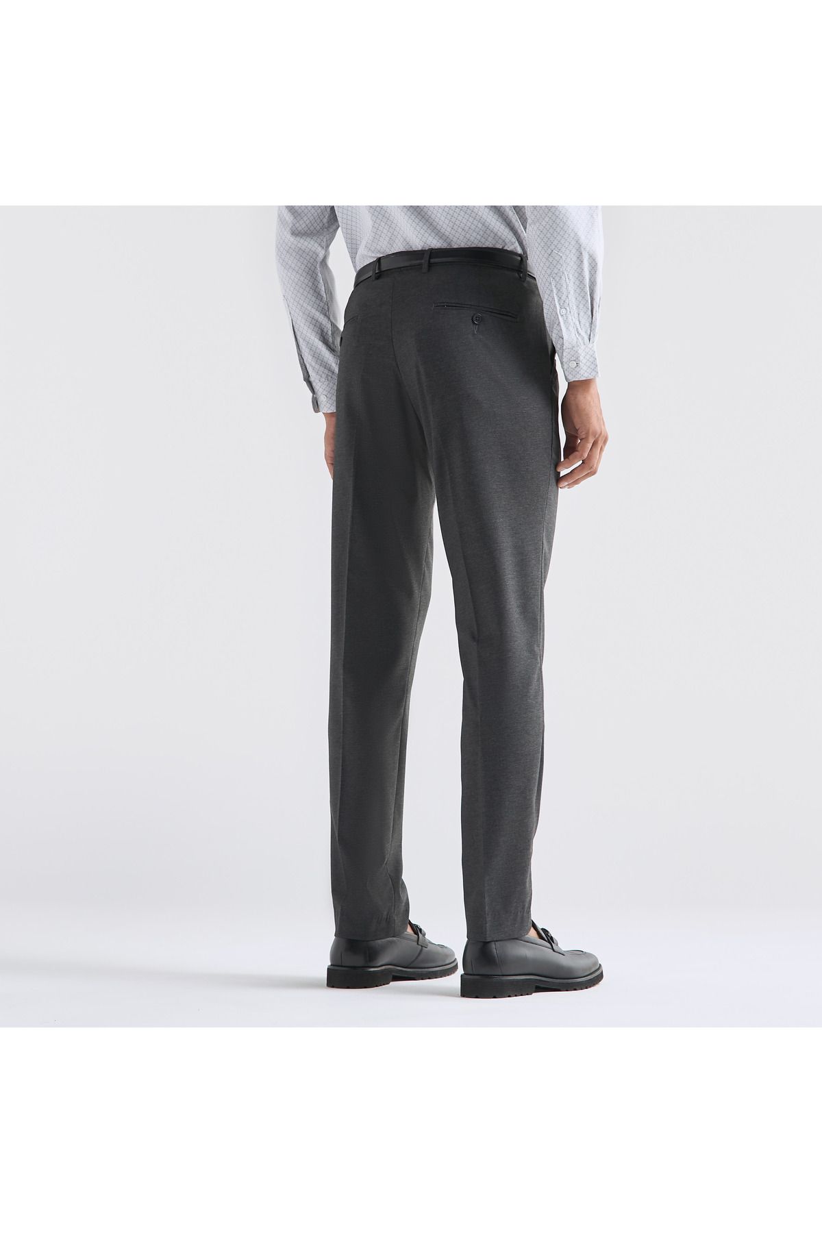 FAV-Slim Fit Trousers with Pockets 3