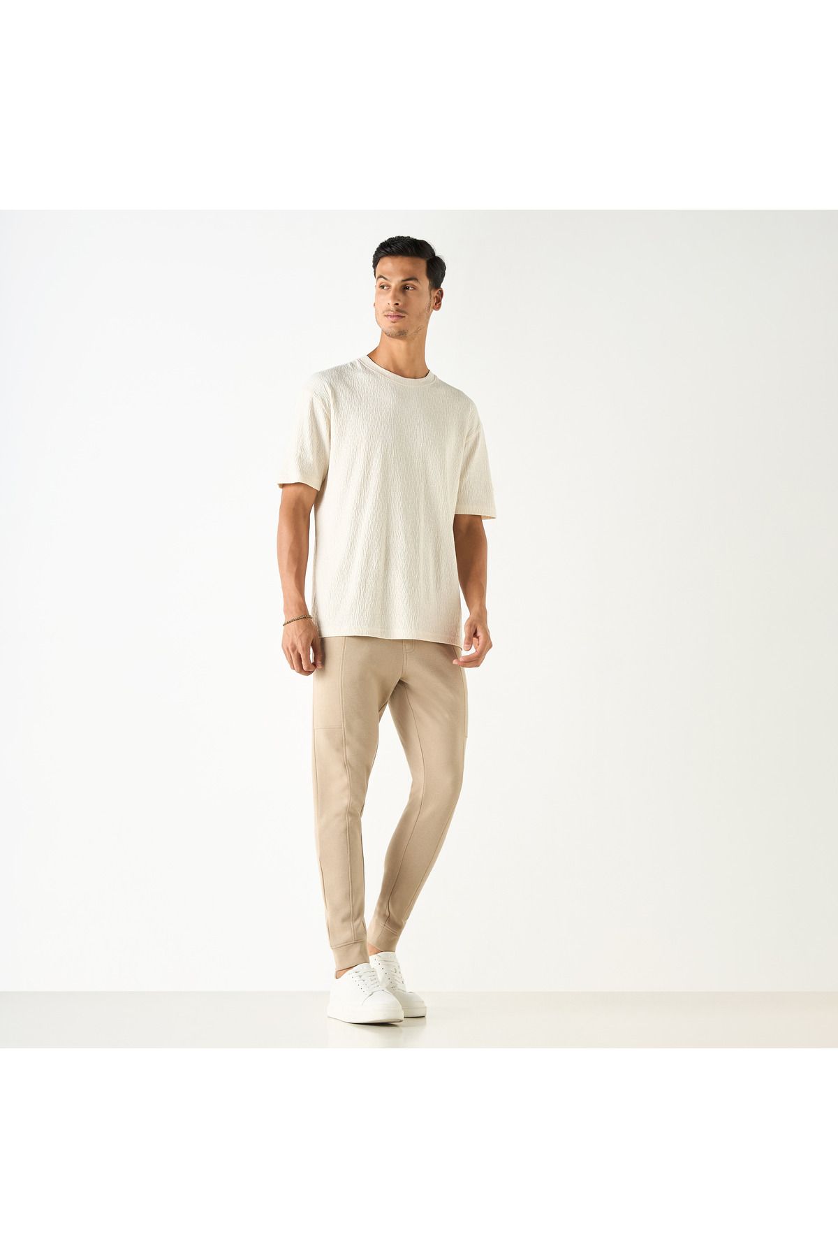 complete the look image