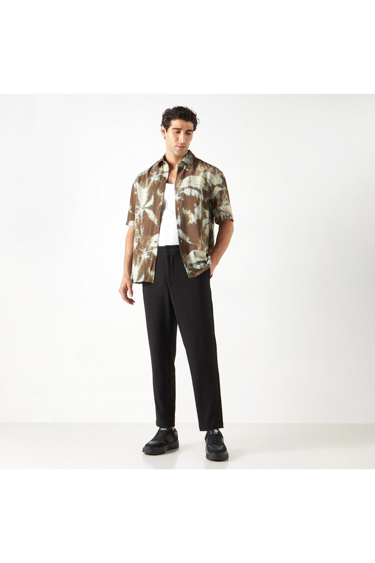 Iconic-Solid Regular Fit Flexi Waist Trousers 2