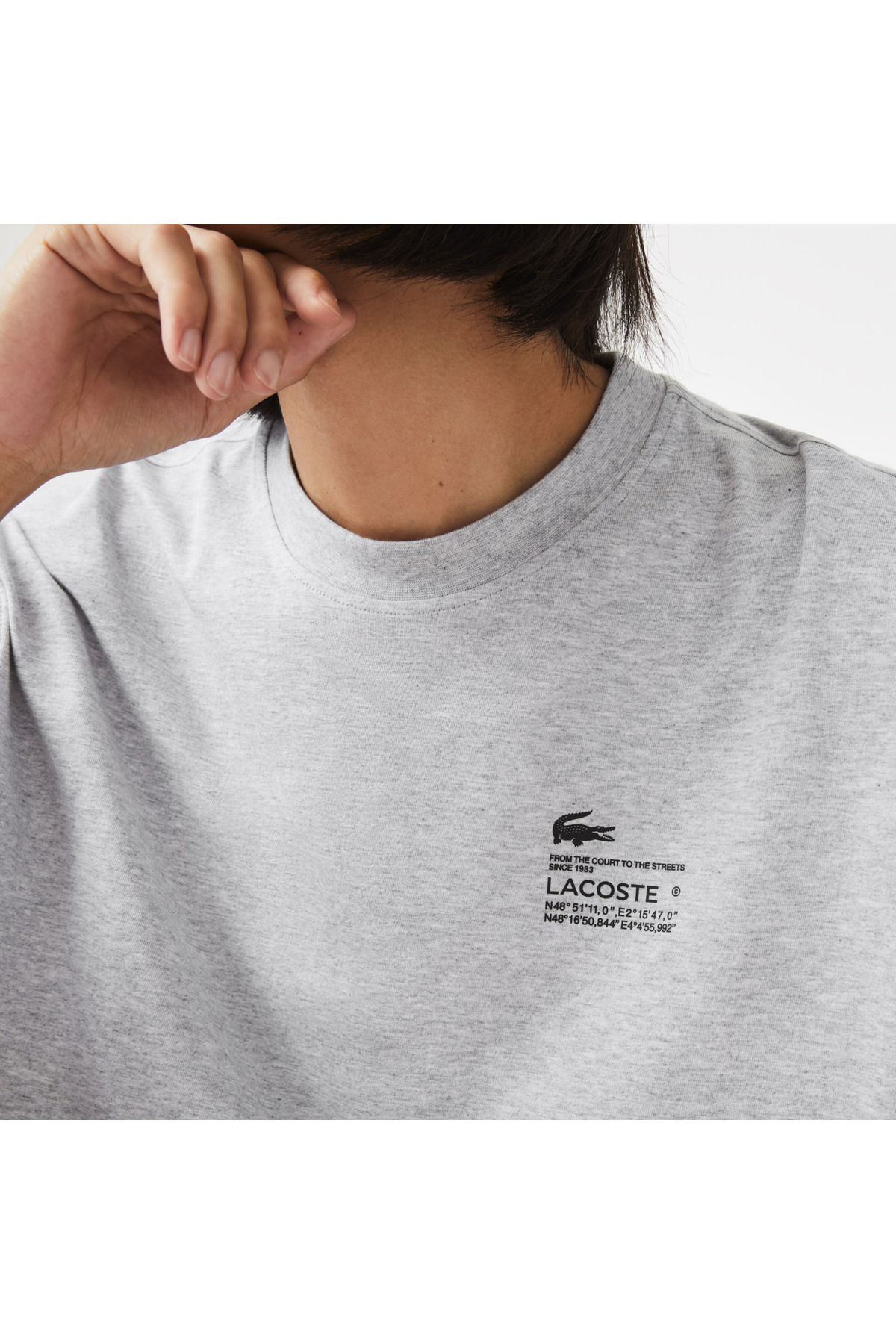 تی شرت خاکستری مردانه یقه دوچرخه تناسب طرح دار Lacoste