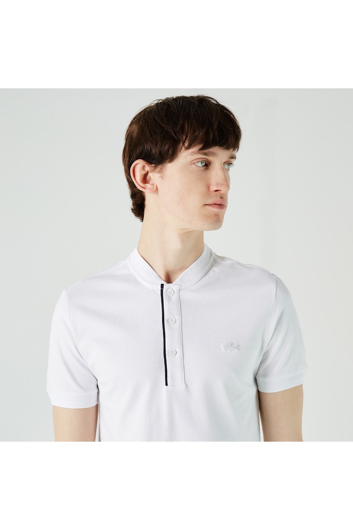 تی شرت یقه پولو سفید مردانه قاضی Slim Fit Judge Yaka Polo Lacoste