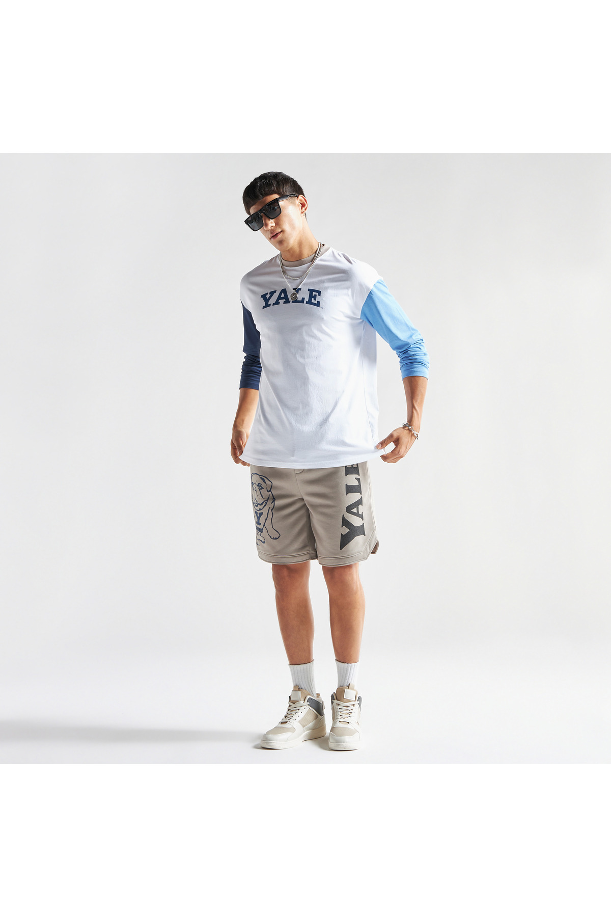 FAV-Yale University Logo Print Jogg Shorts with Pockets and Elasticated Waistband 2