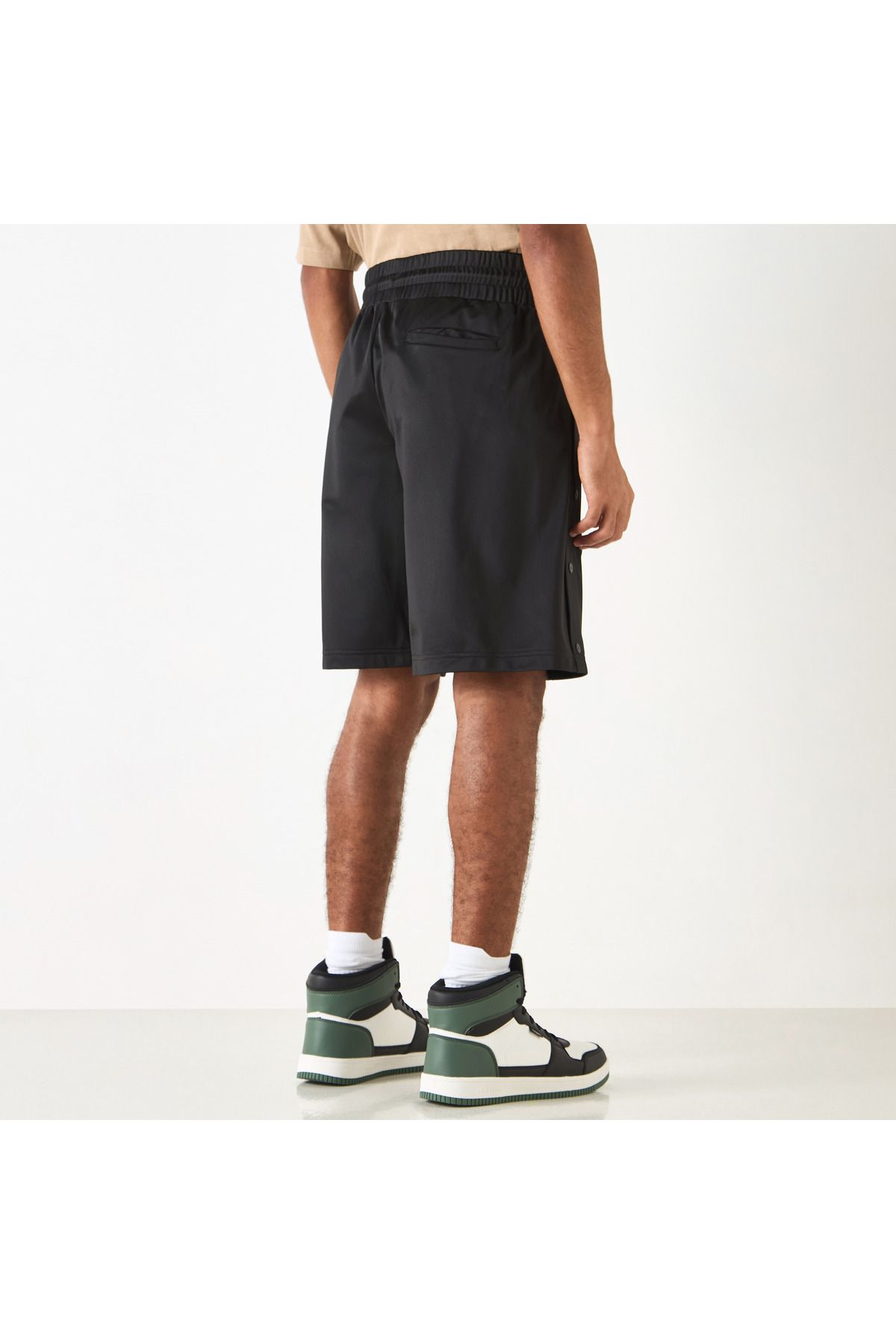 Kappa-Logo Applique Shorts with Drawstring Closure and Button Detail 3