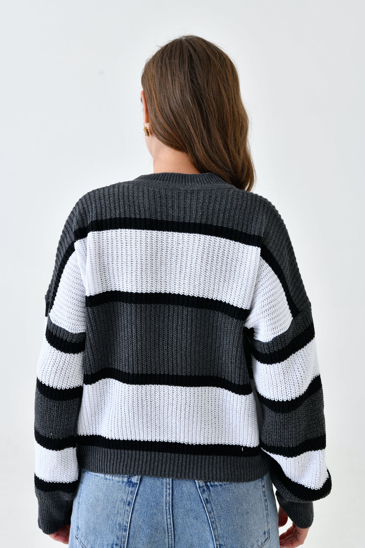 bayansepeti-Gray Striped Oversize Knitwear Sweater - Crew Neck, Long Sleeve 6500 3