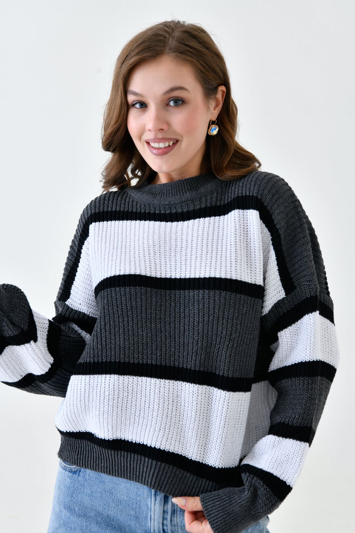 bayansepeti-Gray Striped Oversize Knitwear Sweater - Crew Neck, Long Sleeve 6500 6