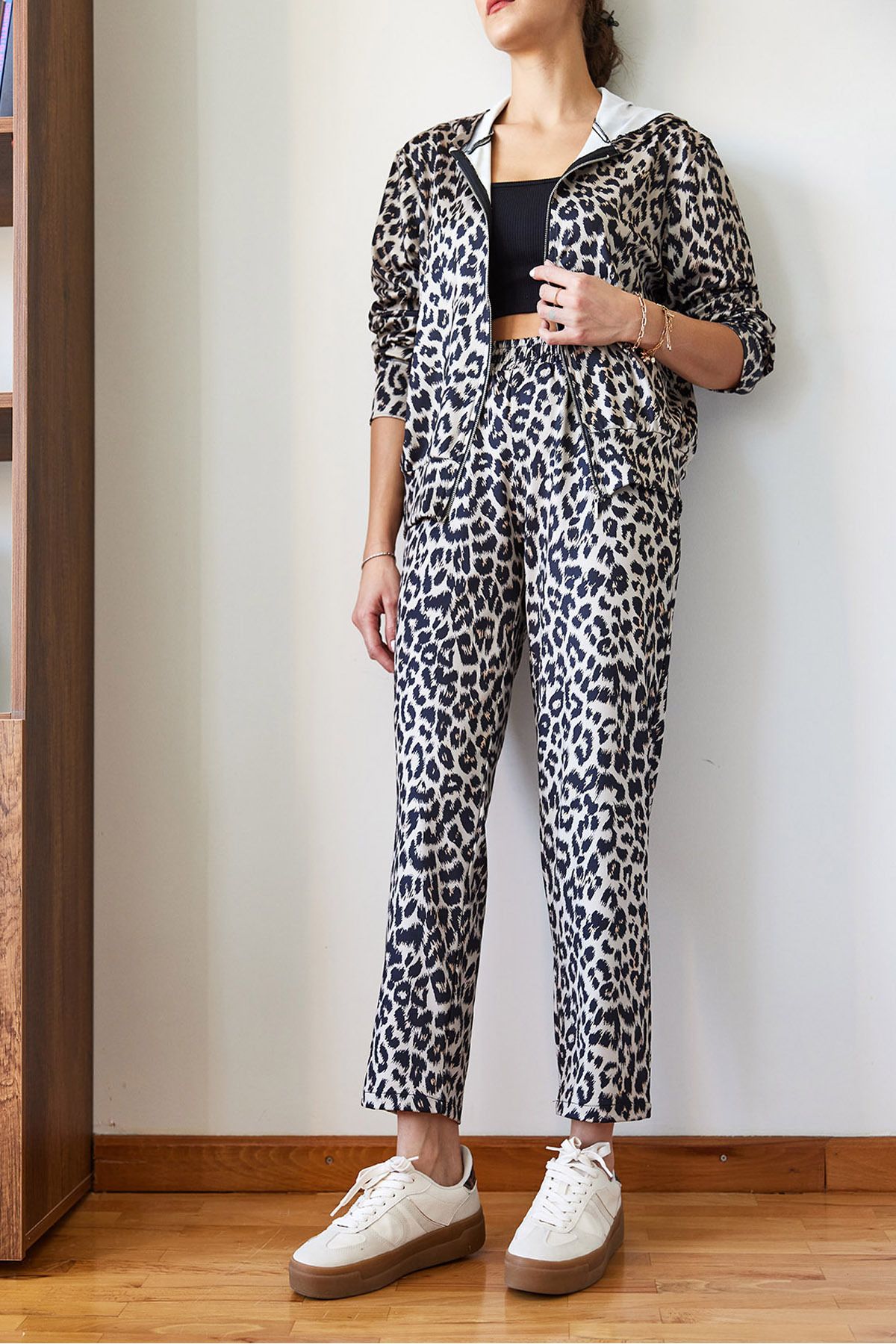 Bianco Lucci-Leopard Patterned Top and Bottom Set Mbms050 60501050 6