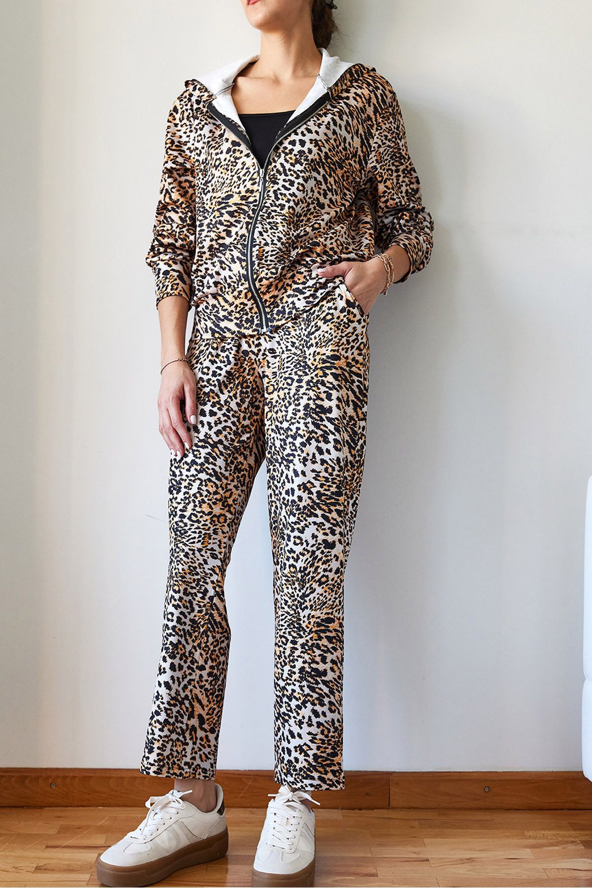 Bianco Lucci-Leopard Patterned Top and Bottom Set Mbms048 60501048 4
