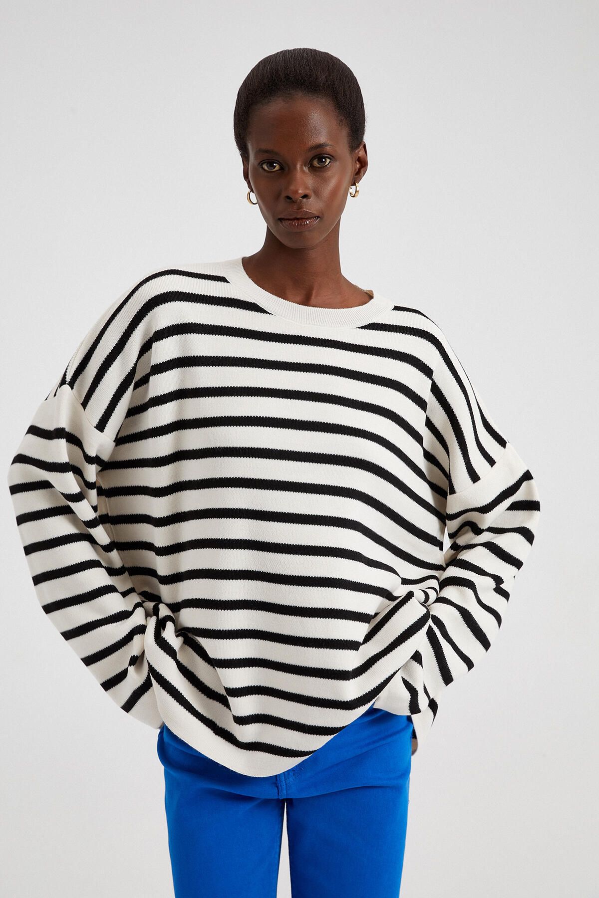 Touché Privé-Knitwear Sweater - Striped Design 1