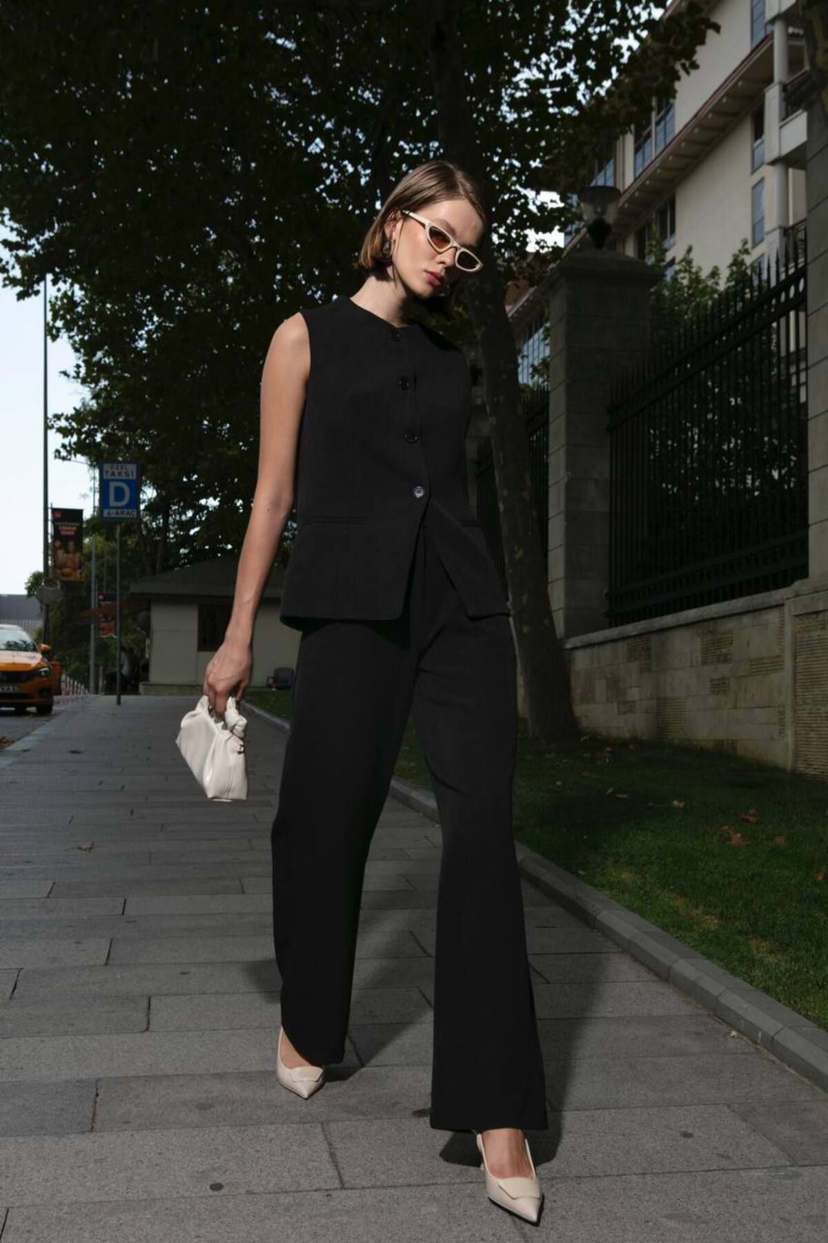 My Blog-Schwarzes Camille Classic Button-Down-Weste-Hosen-Set-8449 3