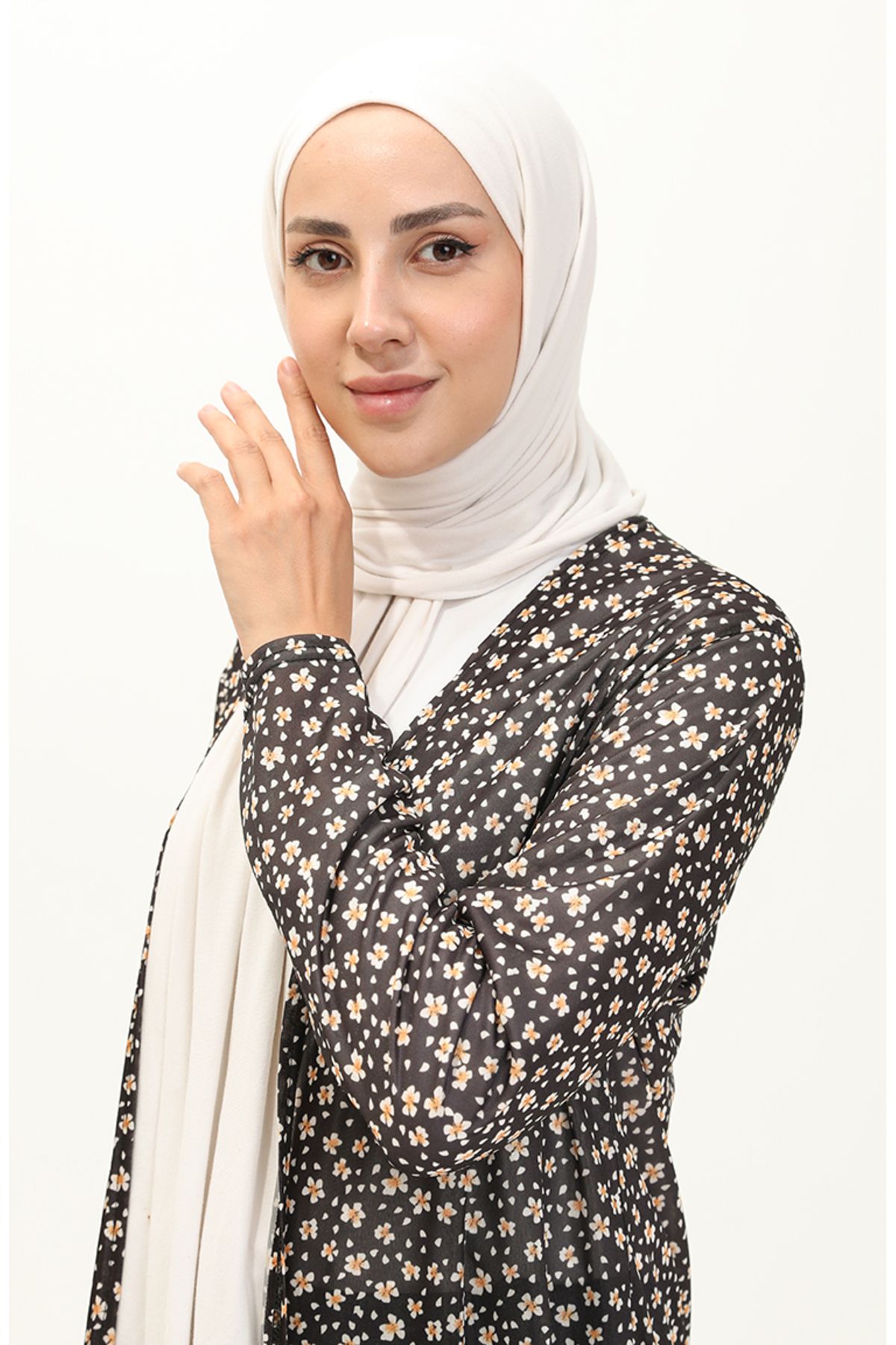 sefamerve-Cardigan lung negru - model floral, model 8637-01 3
