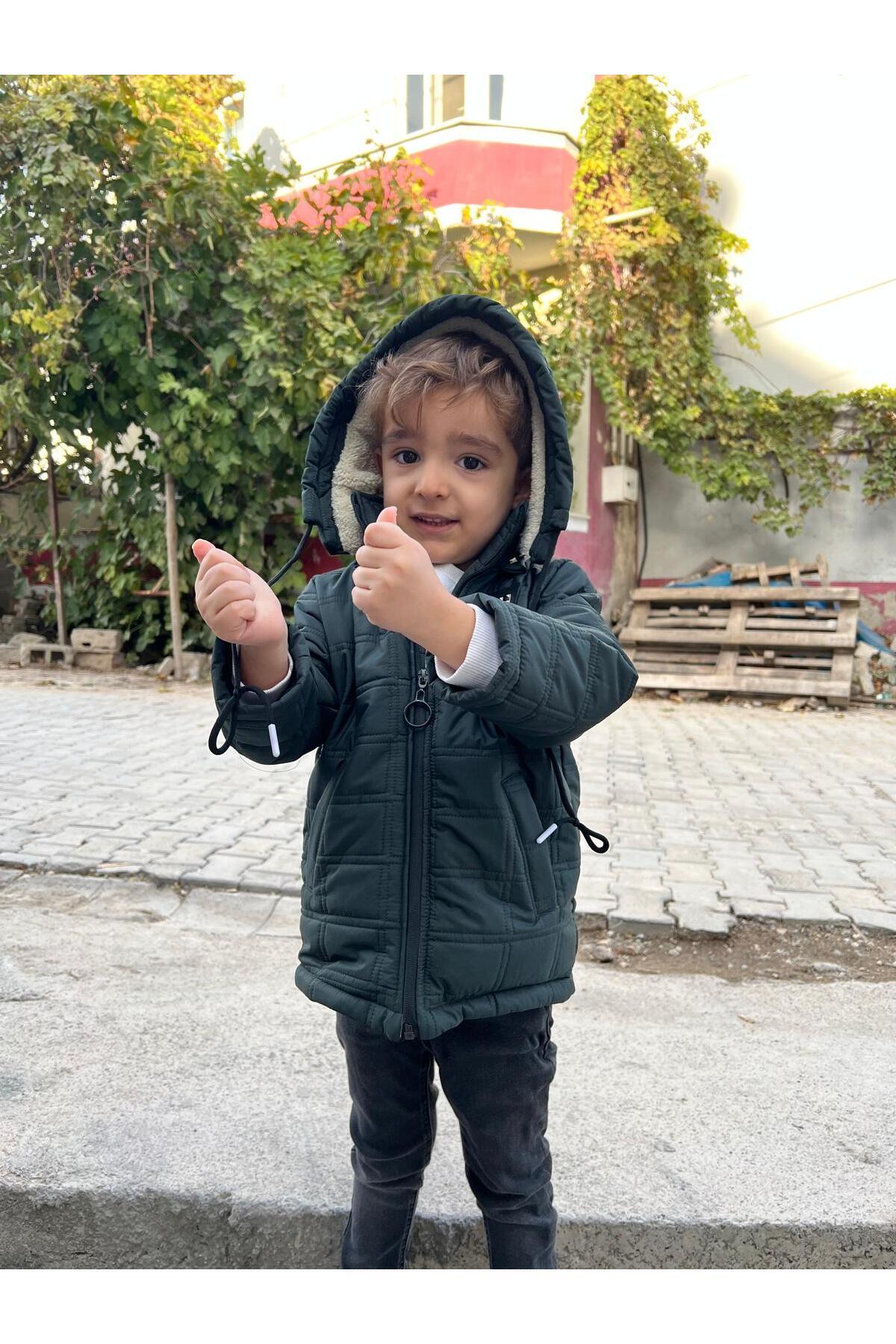 FREE ARSLAN COLLECTİON Erkek Kapitne Çocuk Bebe Siyah İçi Peluş Astarlı Çıkarılabilen Kapüşonlu Çocuk Bebe Mont fotoğrafı 4 (önizleme)