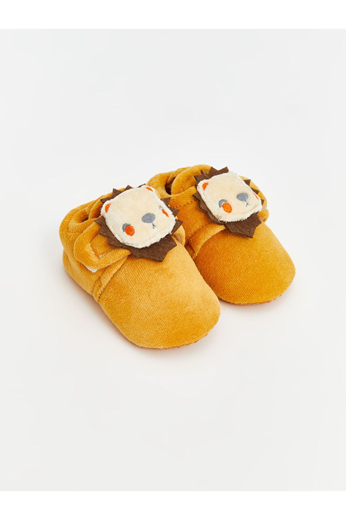 LC Waikiki-3D Applique Detailed Plush Velcro Baby Boy Slippers 1