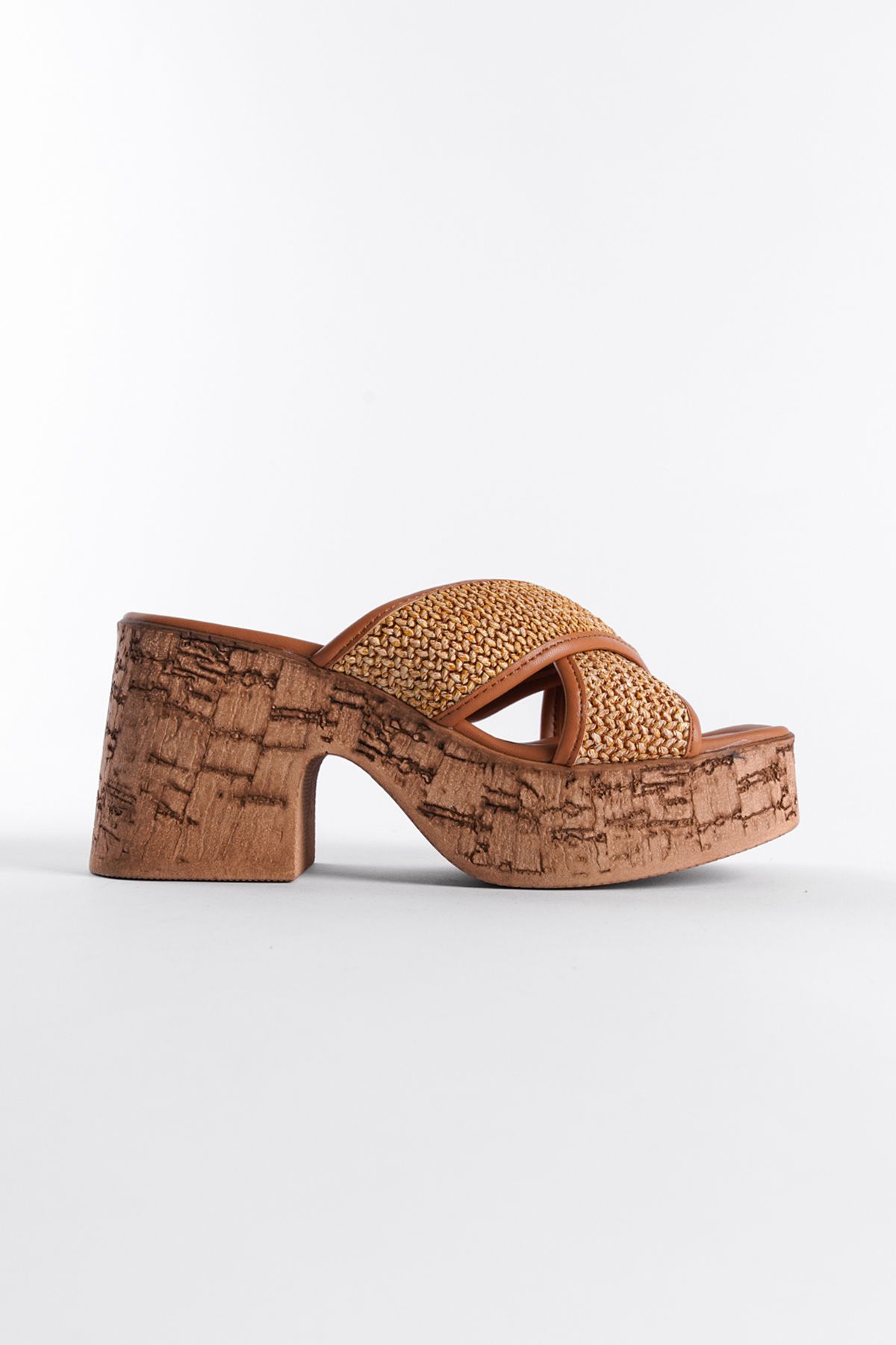 دمپایی سبز زنانه سکوهای قارچ مبتنی بر Wicker Cross Band Dlippers Capone Outfitters