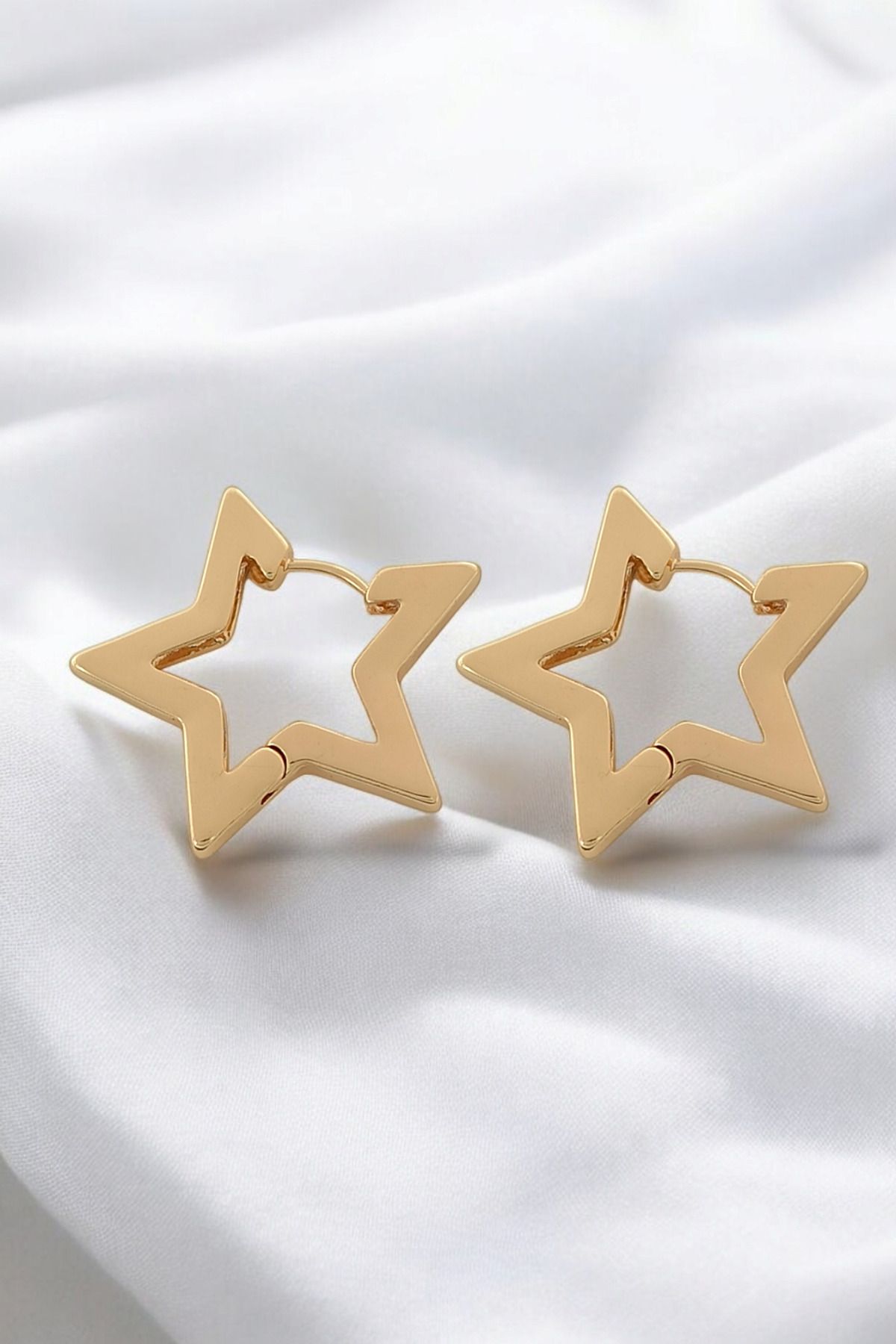 Çlk Accessories-Premium Curved Star Earrings 1