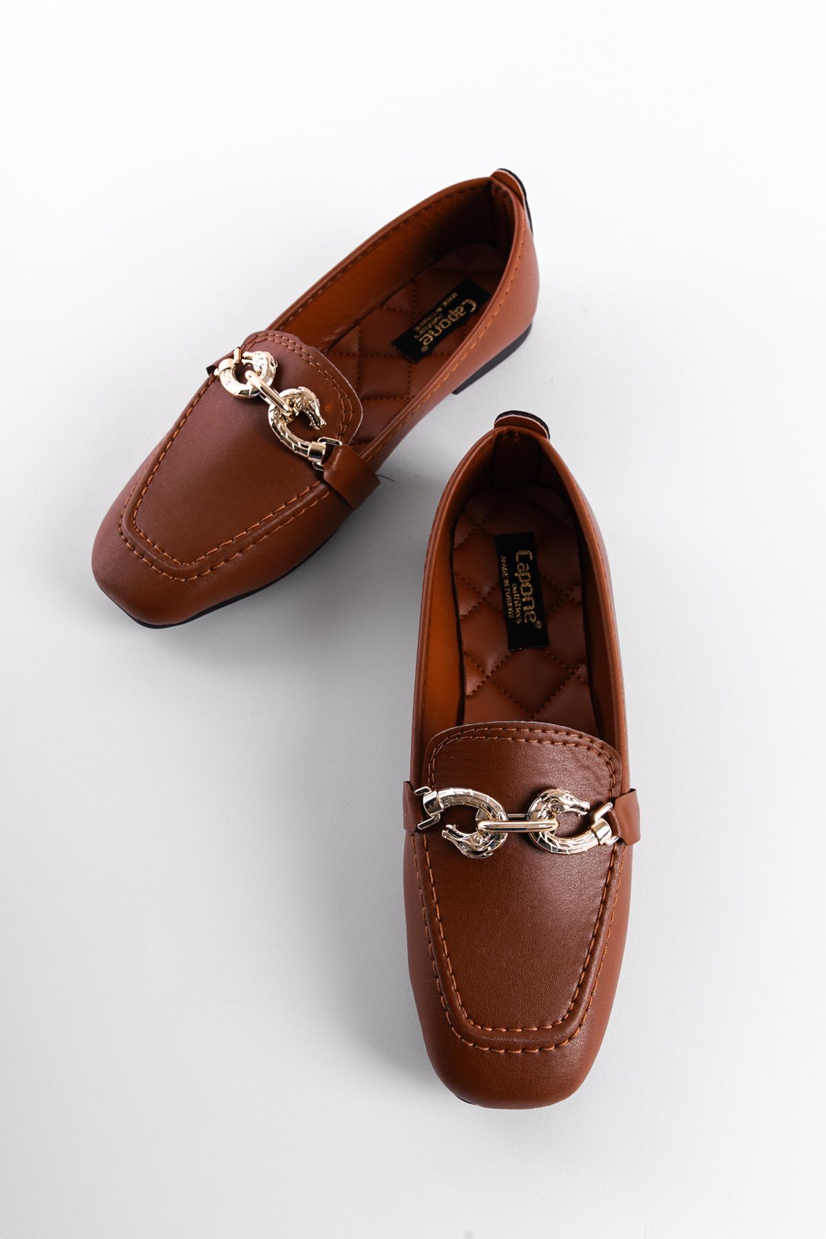 لوفر چند رنگ زنانه با لوازم جانبی دست و پنجه نرم فلزی Capone Outfitters