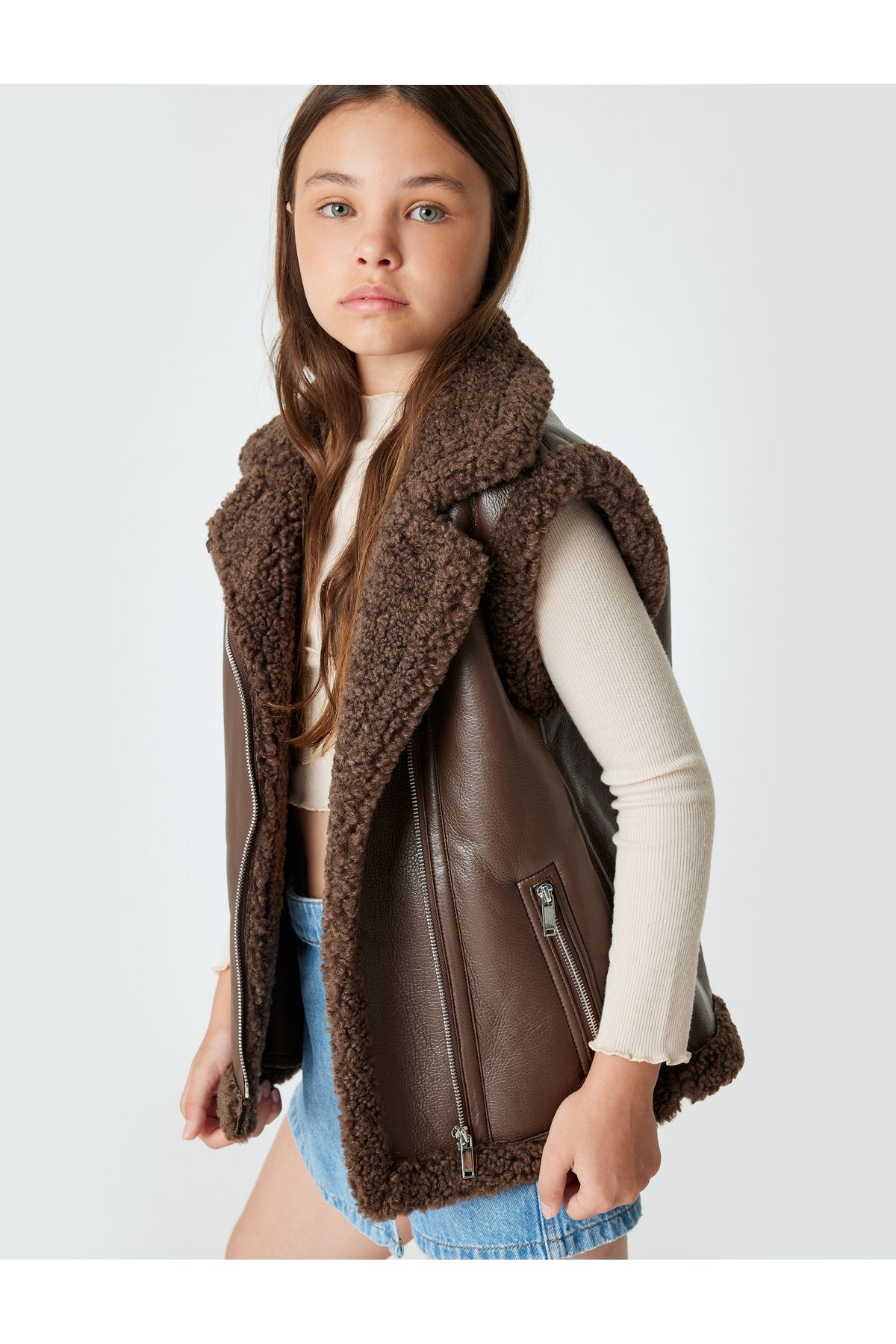 Koton-Plush Detailed Zippered Faux Leather Vest 2