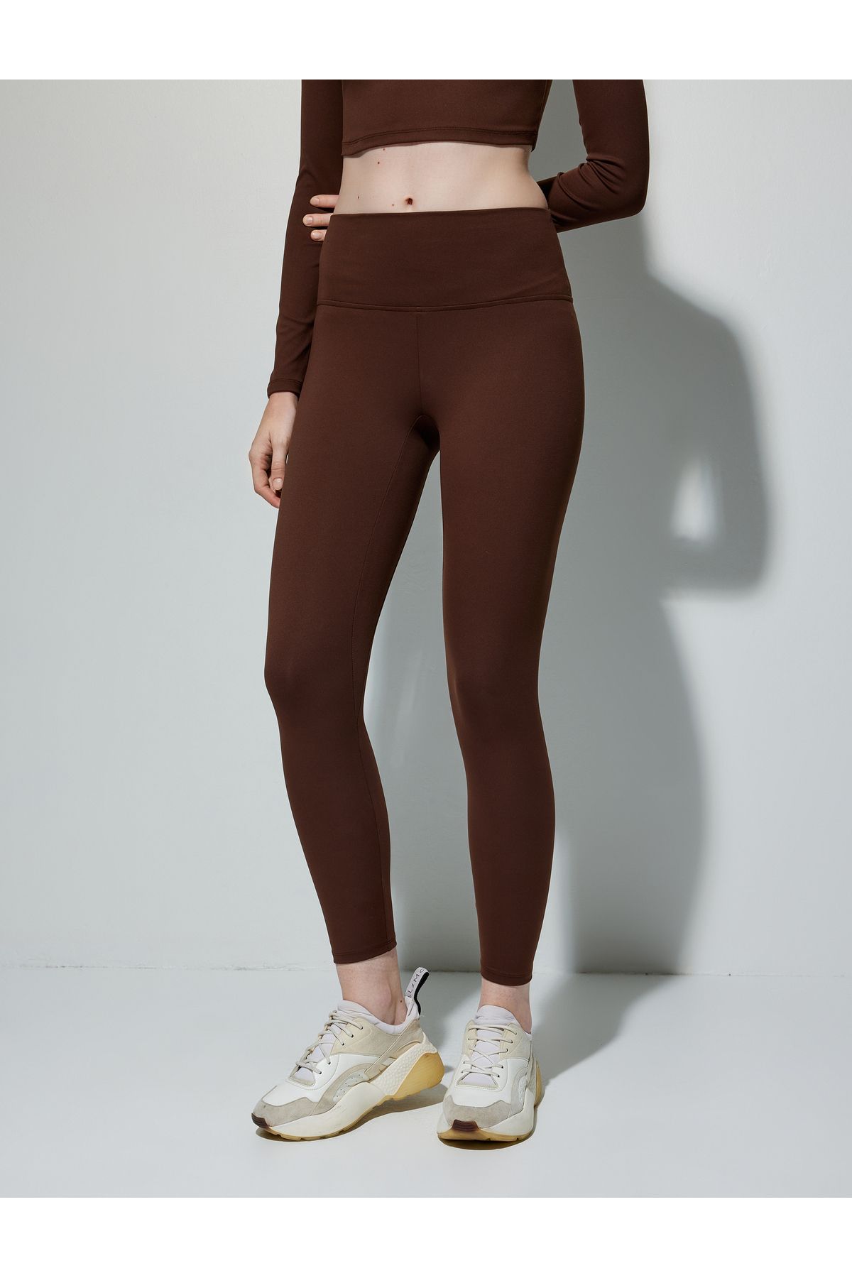 Koton-Slim Fit sport leggings magas derékkal és puha gombokkal 3