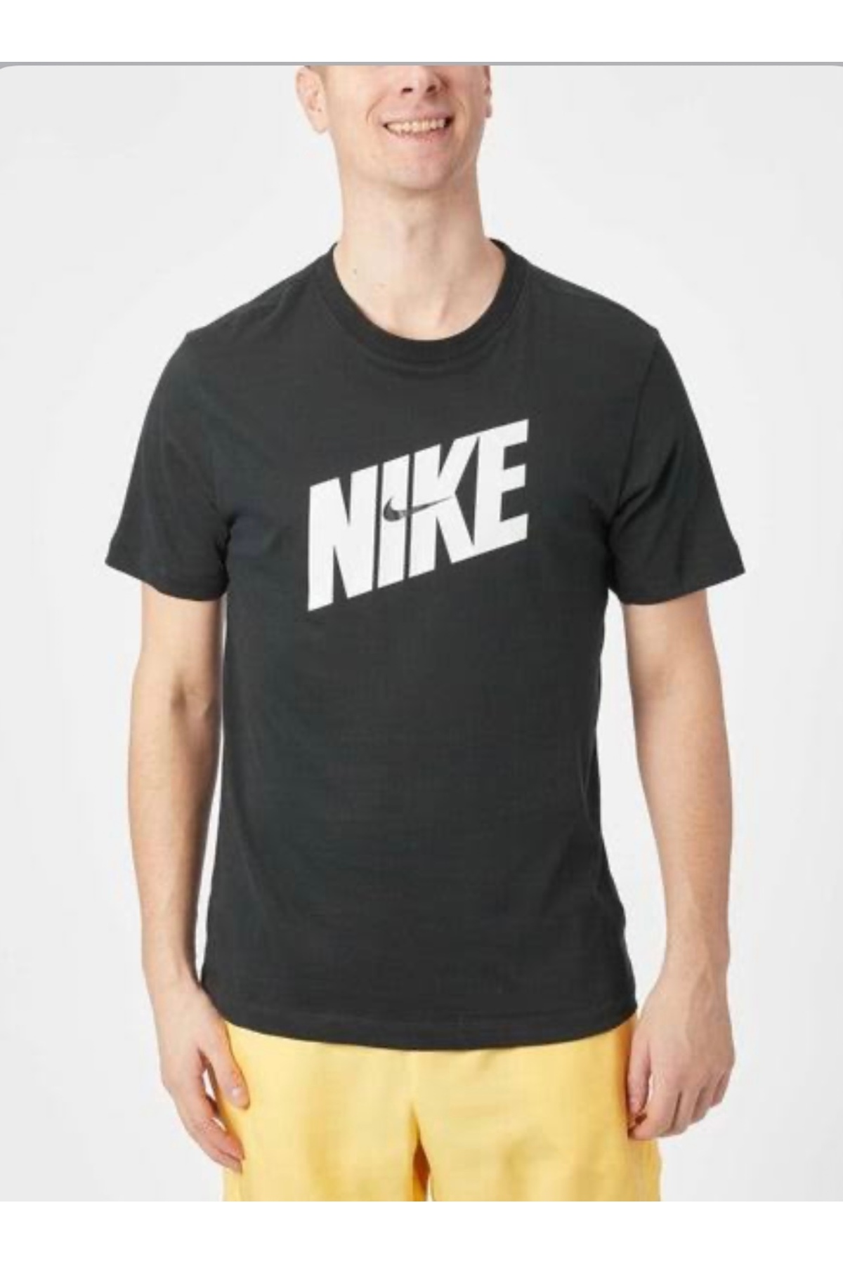 تیشرتمردانهNikeسفید تیشرتمردانهNikeسفید