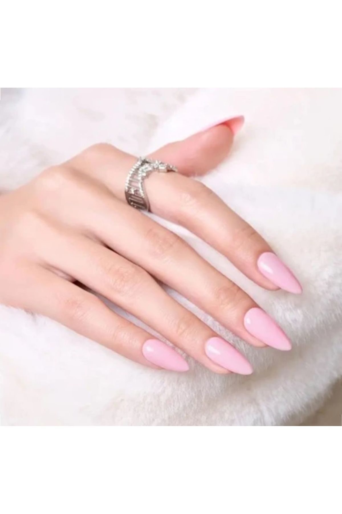 Alya Nail Studio Pembe Badem Kadın Takma Tırnak Ojeli Set Jel Protez Görünümlü Nail Art