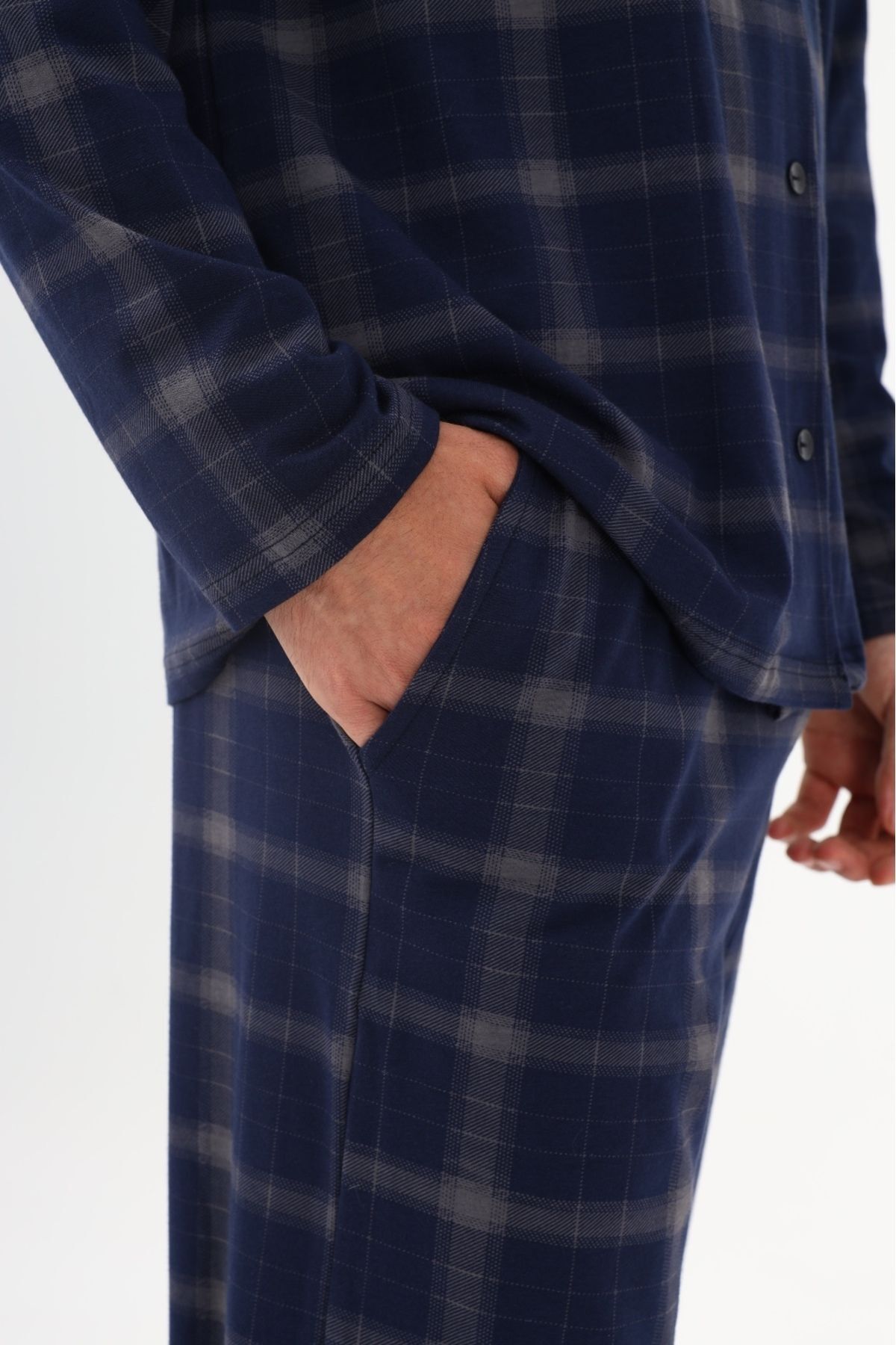 koza iç giyim  Erkek Pamuklu Mavi Ekose Desenli Uzun Kollu Cep Detaylı Gömlek Yaka Pijama Takımı - Görsel 5