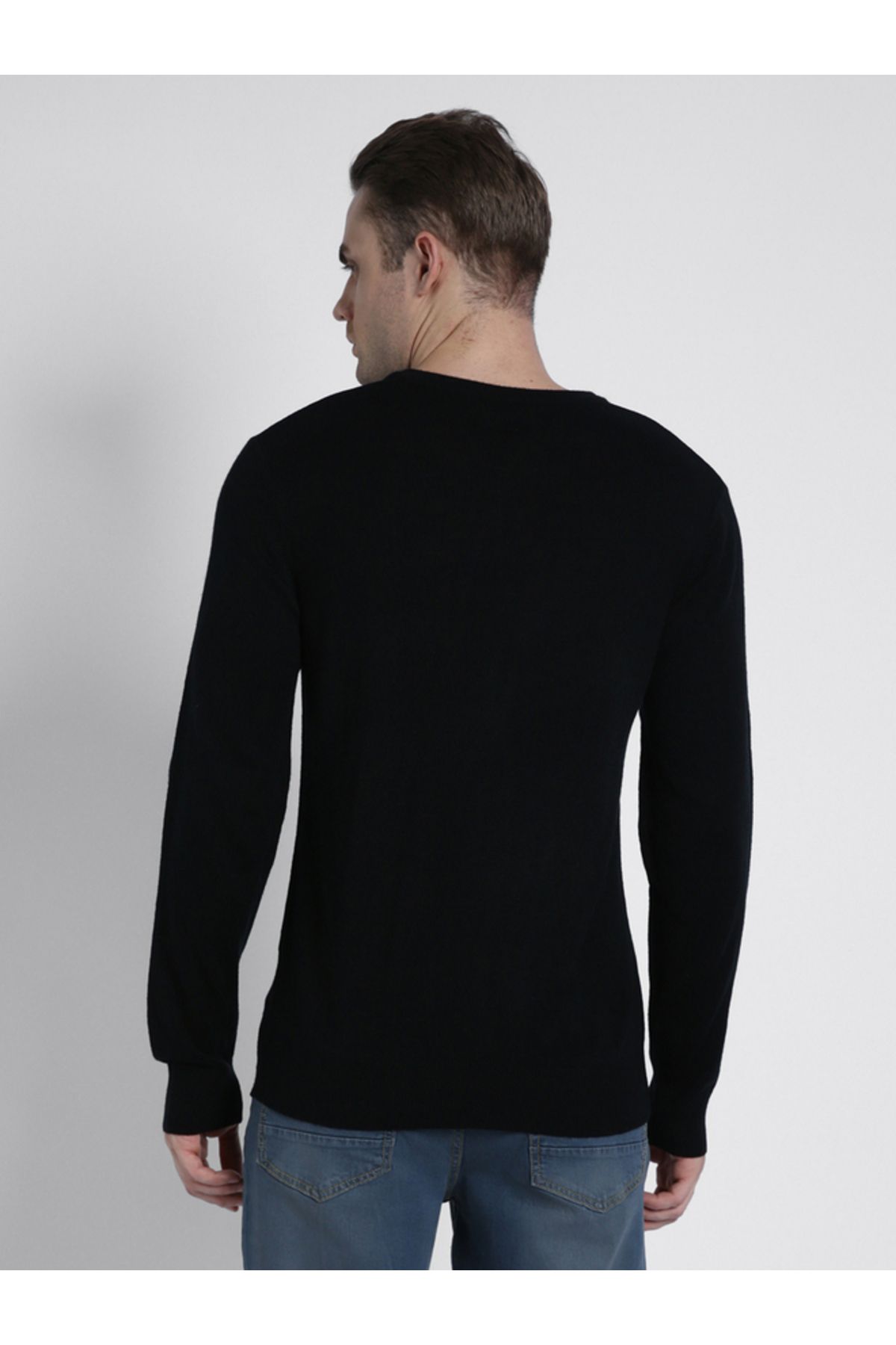 Dennis Lingo By Styli-V Neck Slim Fit Sweater 5