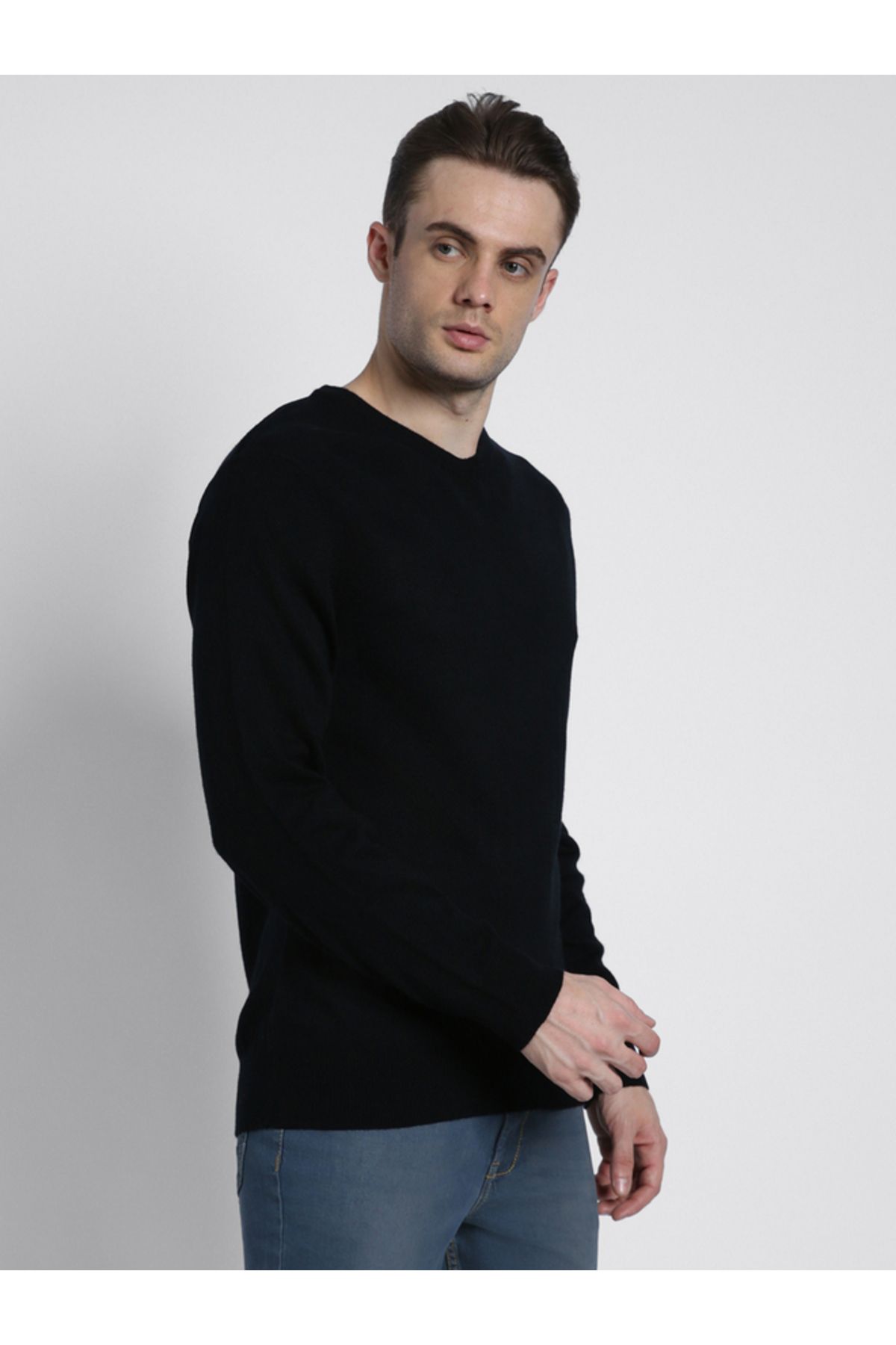 Dennis Lingo By Styli-V Neck Slim Fit Sweater 2