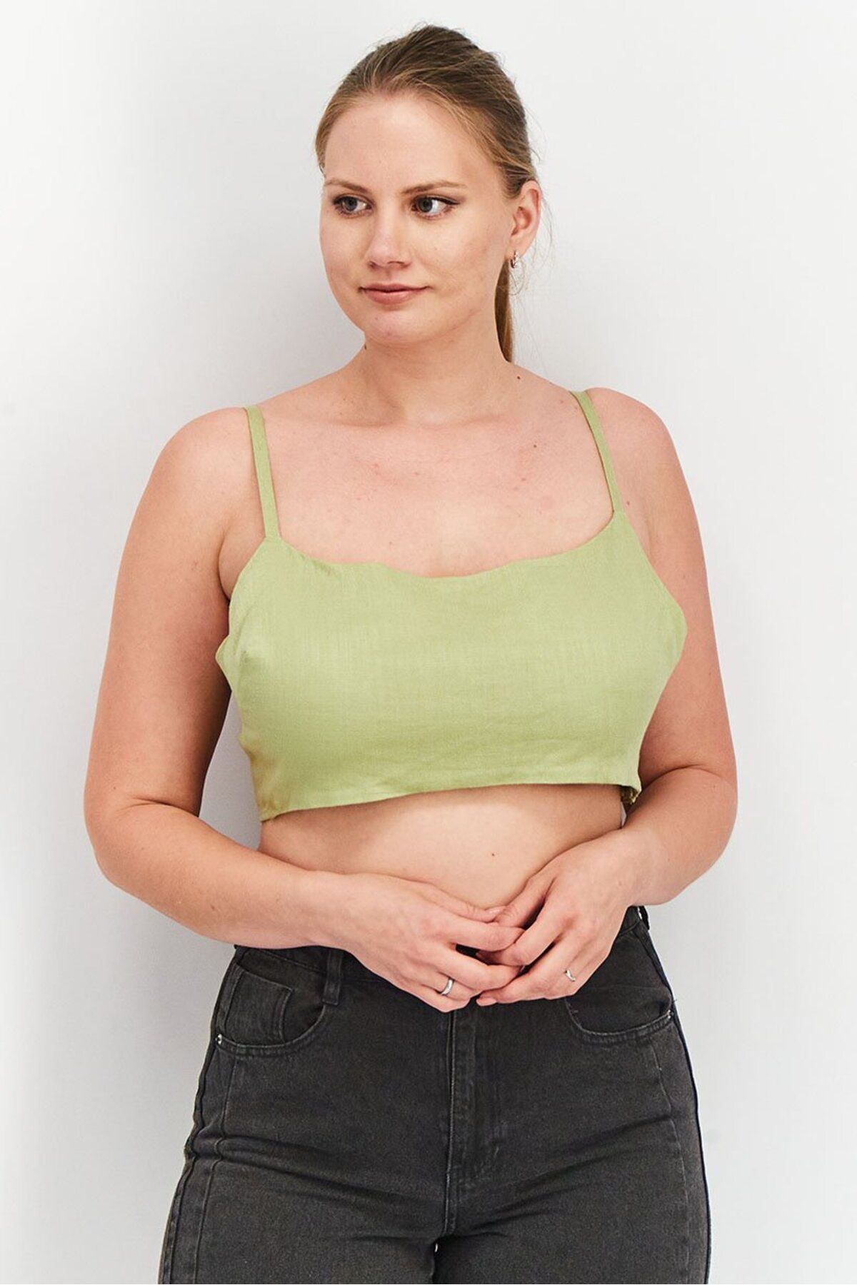 Asos Design-Women Scoop Neck Sleeveless Crop Top, Sage Green 1